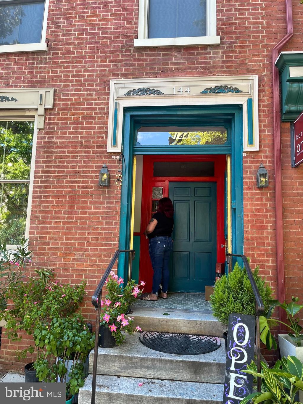 Photo of 144 N PRINCE ST, LANCASTER, PA 17603 (MLS # PALA2025902)