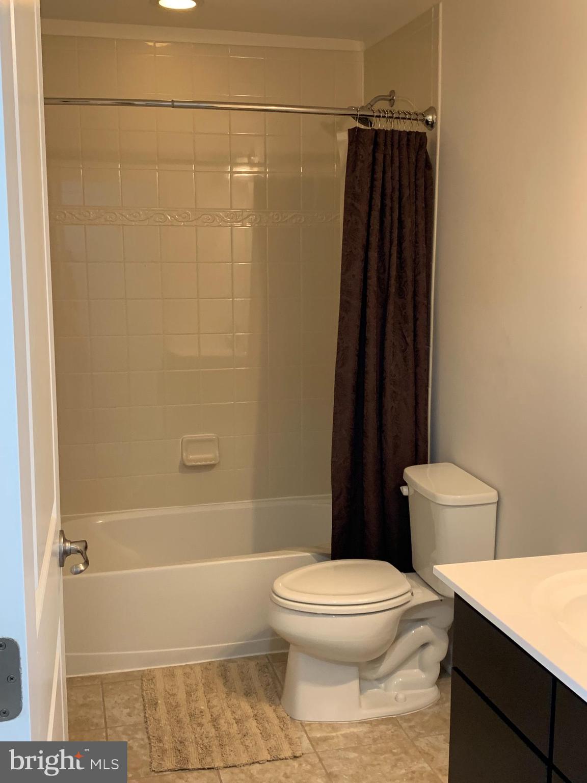 BALLARD GREEN - Residential Lease