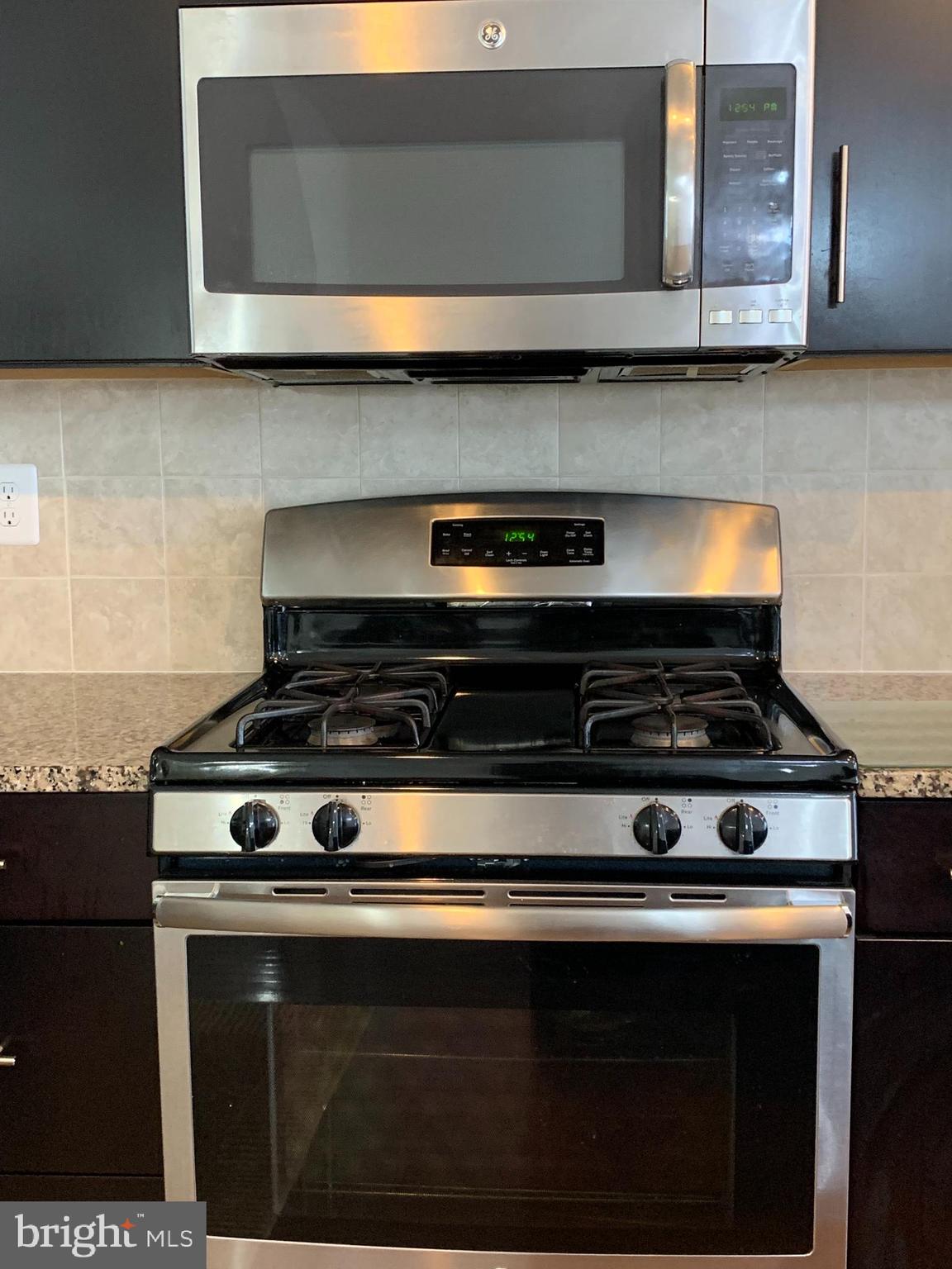 BALLARD GREEN - Residential Lease