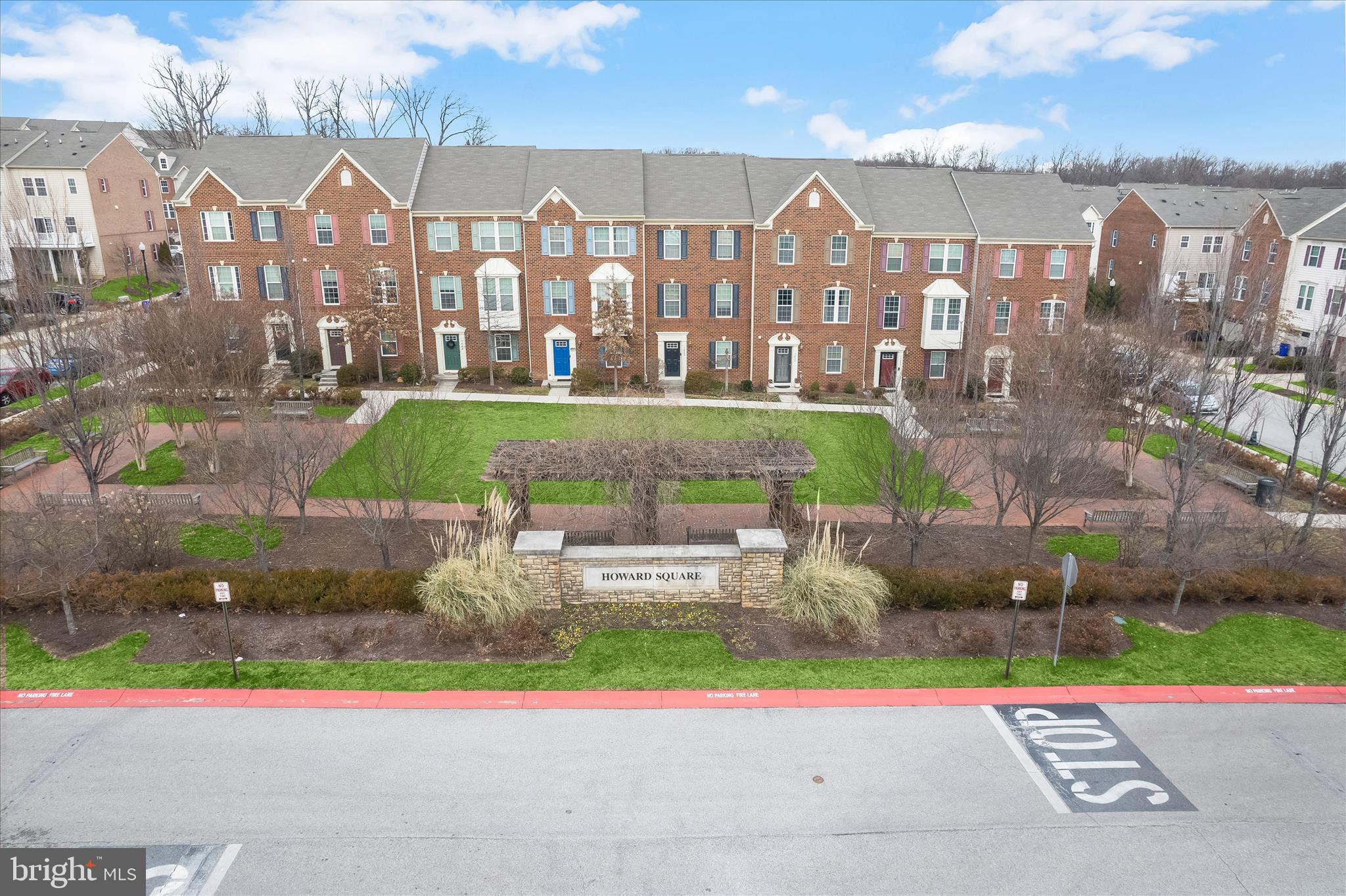 HOWARD SQUARE - Residential