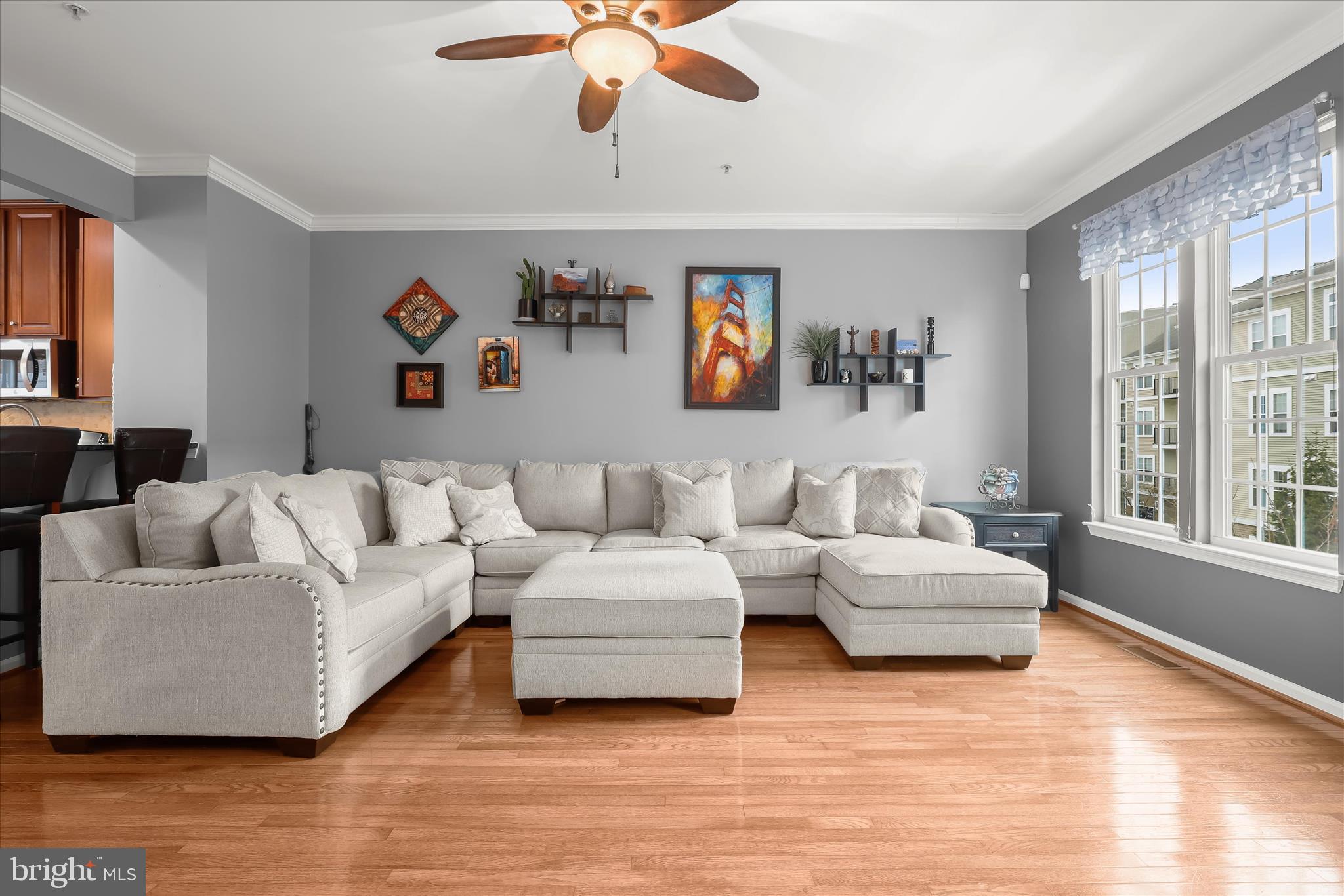 HOWARD SQUARE - Residential