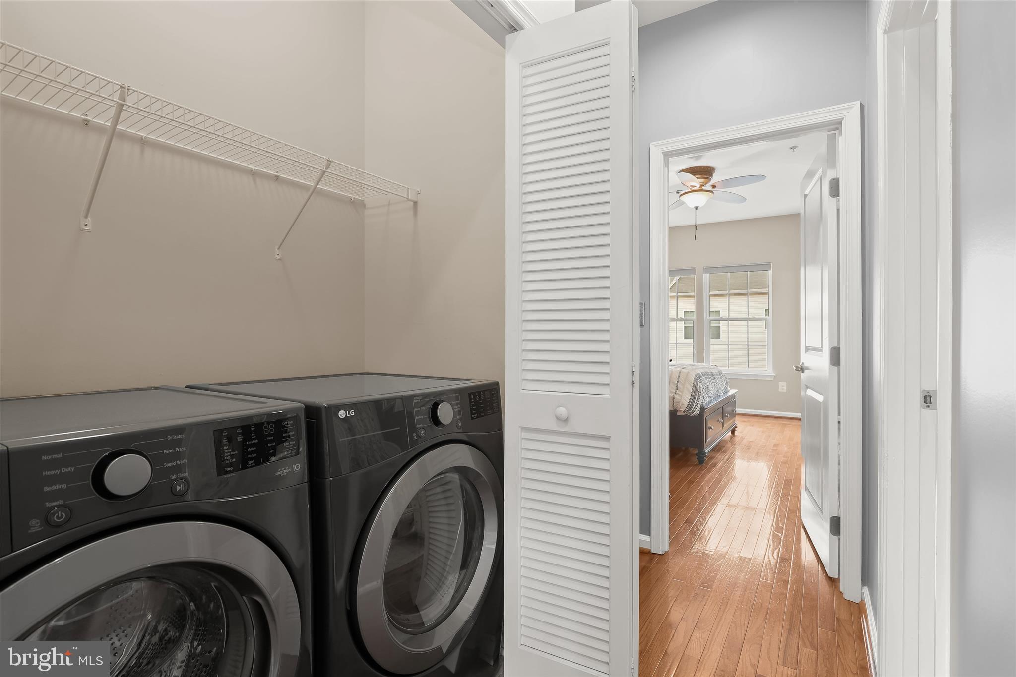 HOWARD SQUARE - Residential