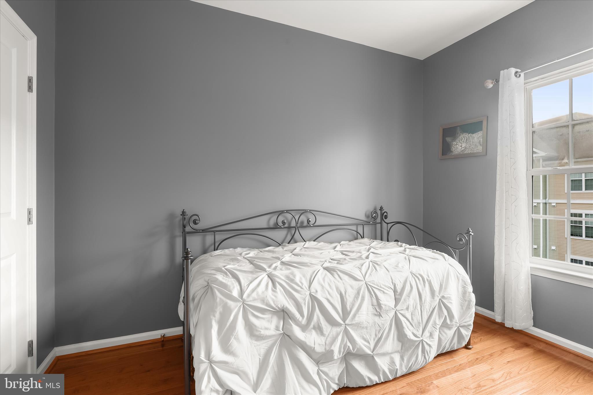 HOWARD SQUARE - Residential