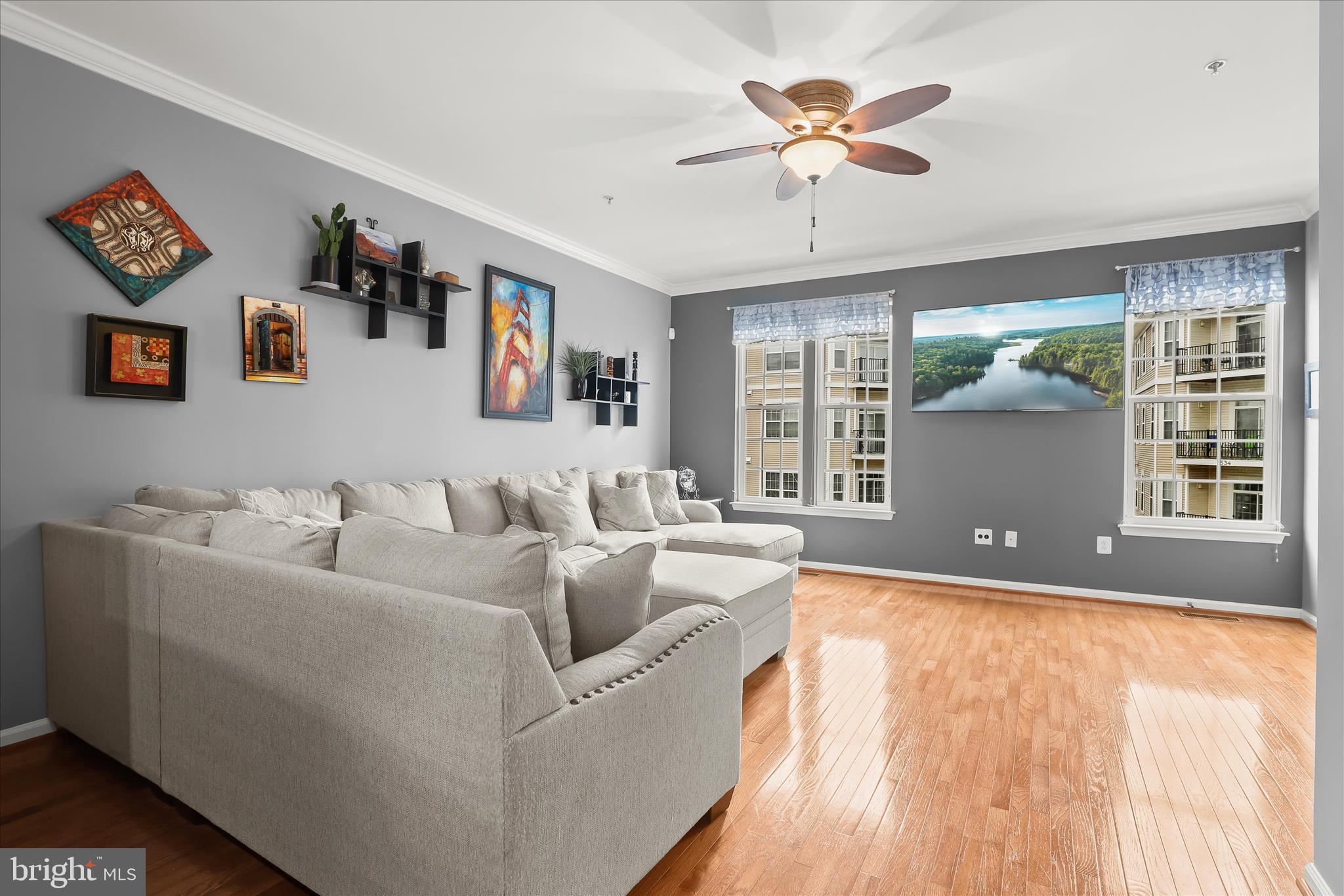 HOWARD SQUARE - Residential