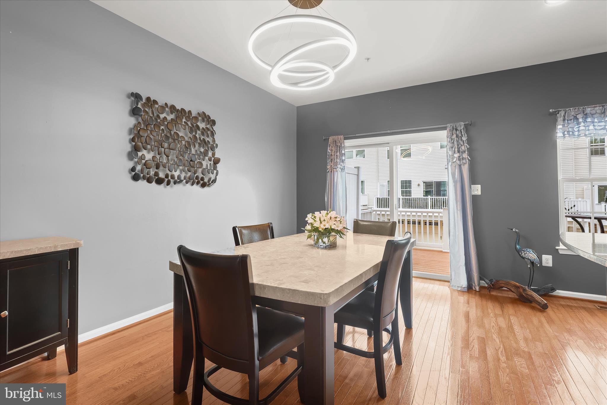 HOWARD SQUARE - Residential