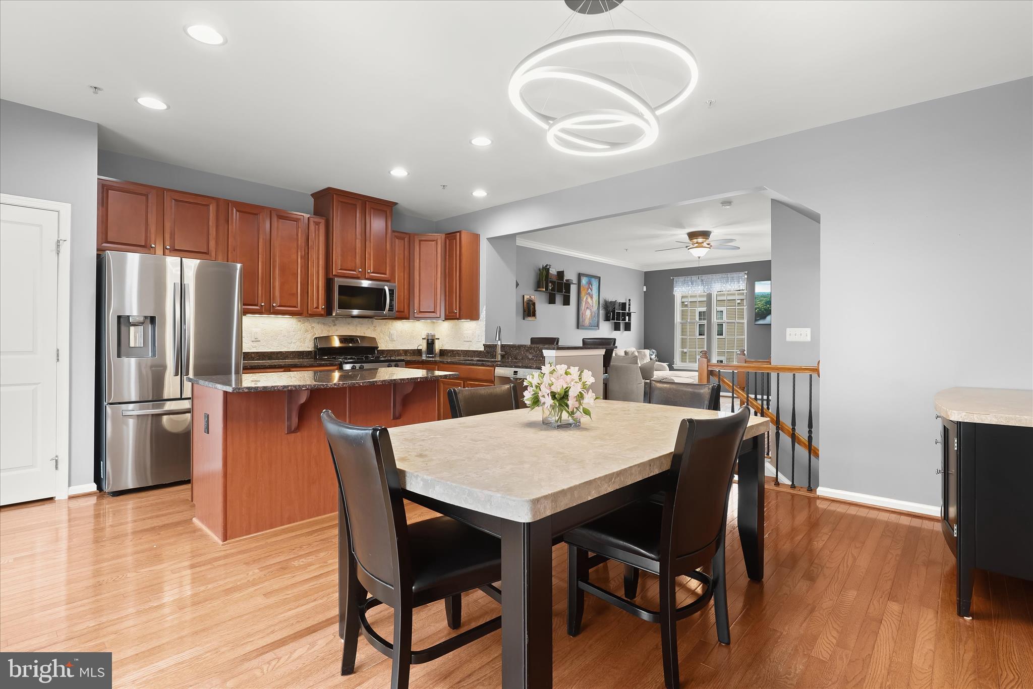 HOWARD SQUARE - Residential