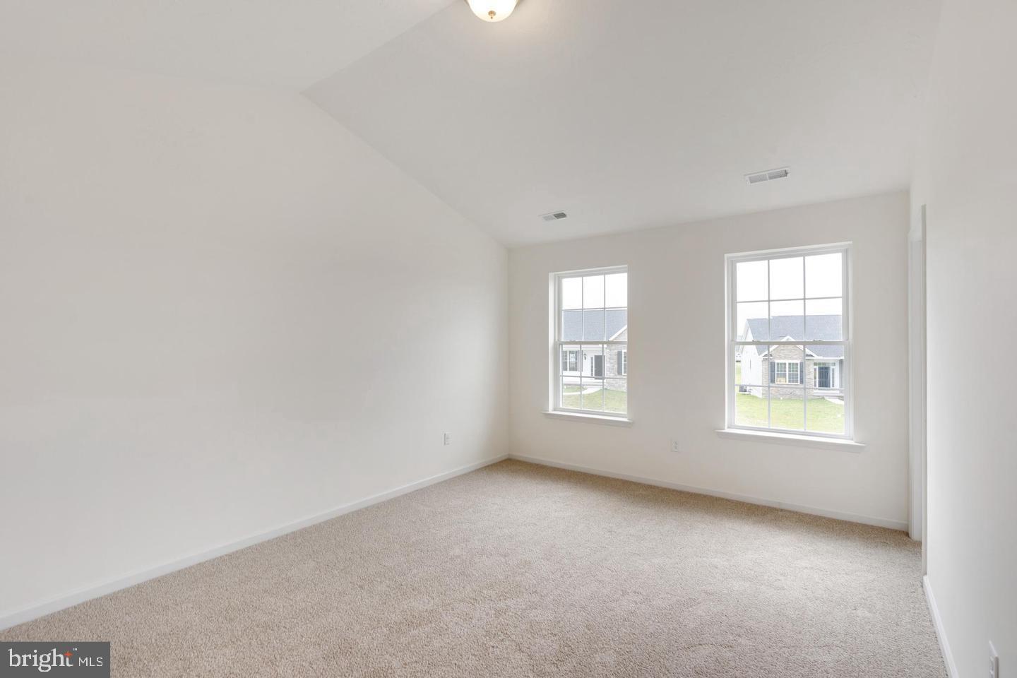 EAGLE ROCK - Residential