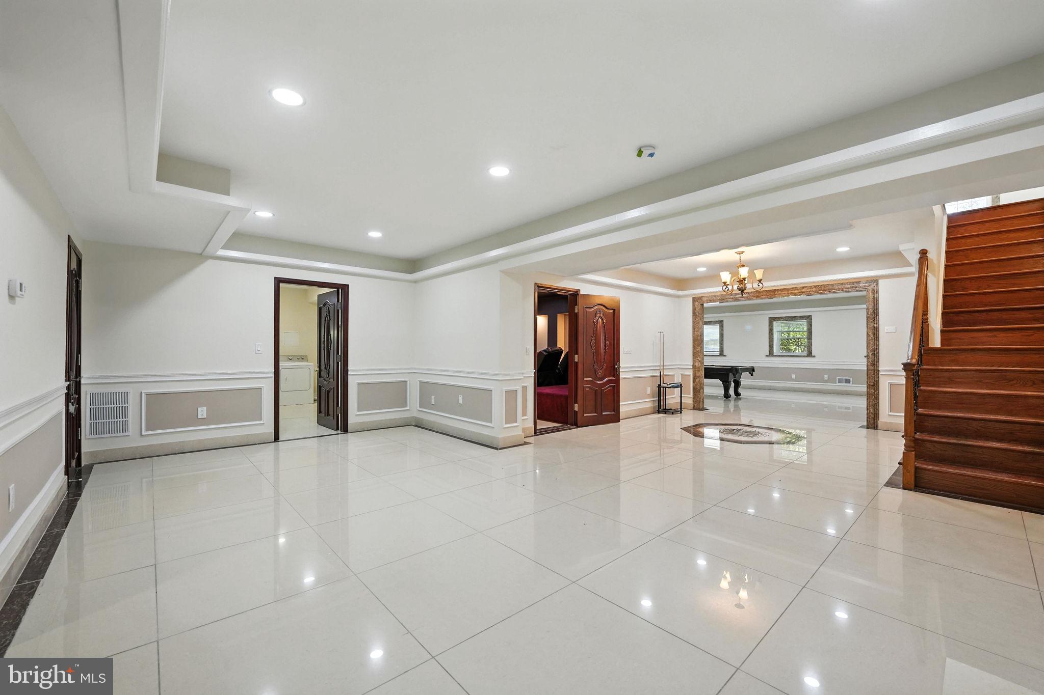 1712 BRIAR RIDGE ROAD