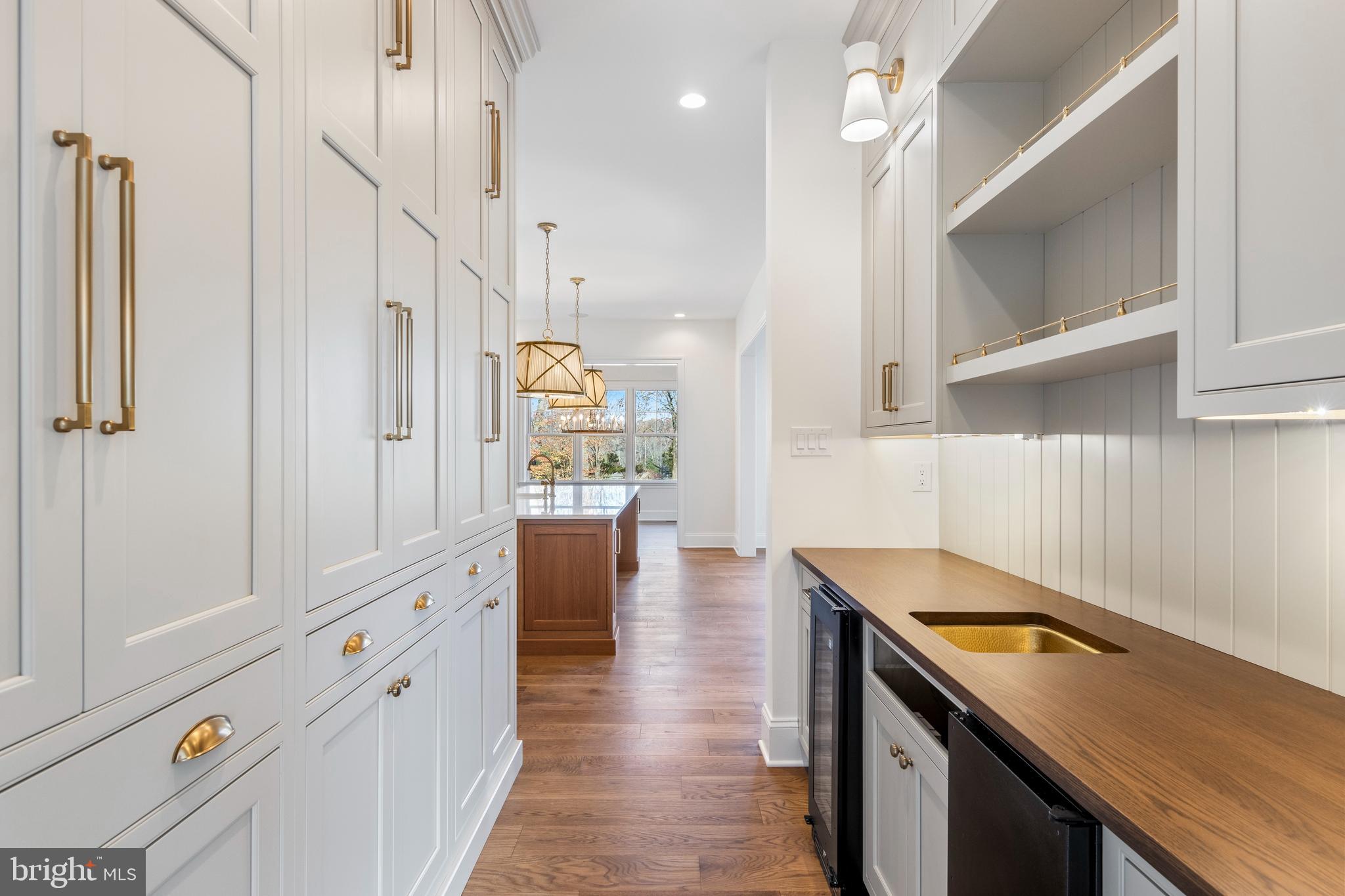 BUTTONWOOD FARMS - Residential