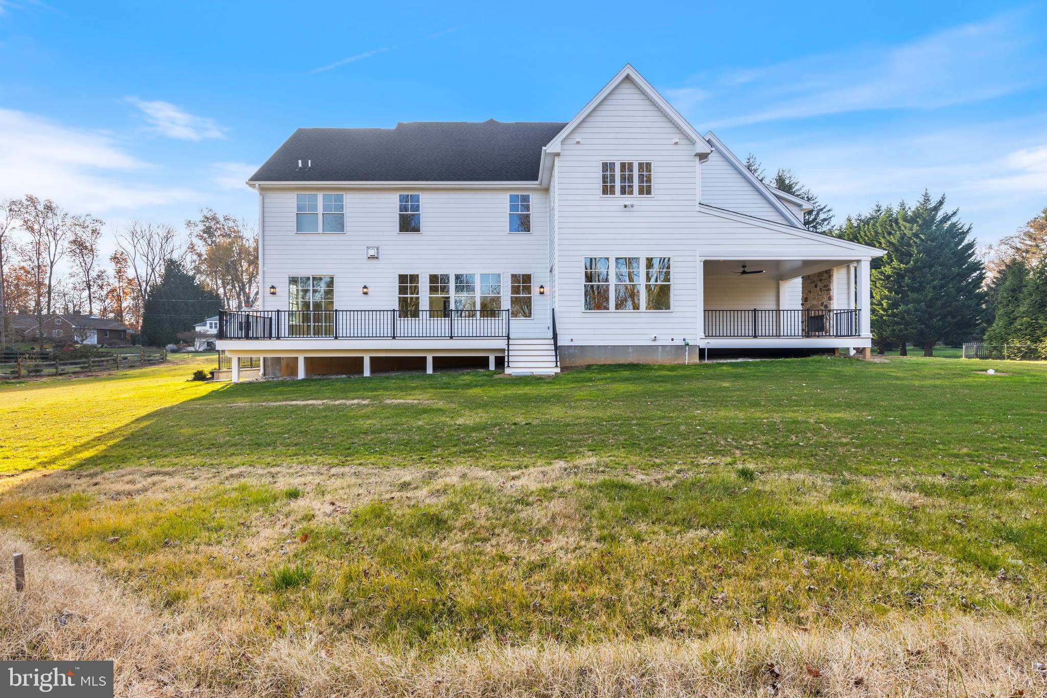 BUTTONWOOD FARMS - Residential