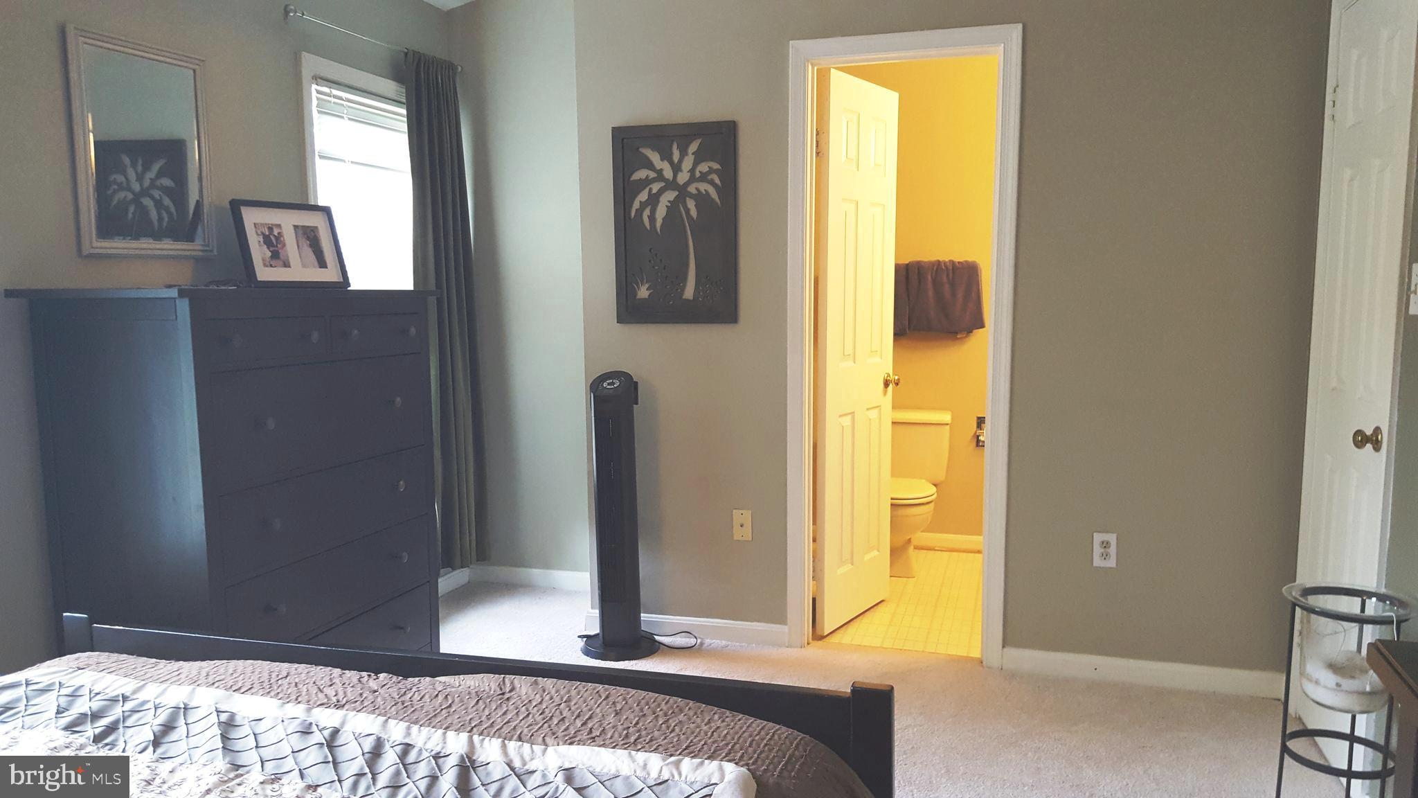 MONTCLAIR/COUNTRY CLUB - Residential