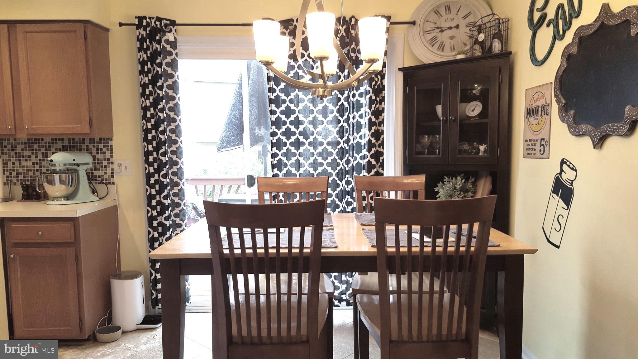 MONTCLAIR/COUNTRY CLUB - Residential