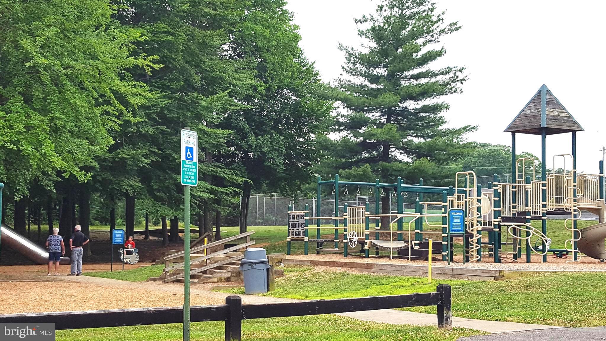 MONTCLAIR/COUNTRY CLUB - Residential