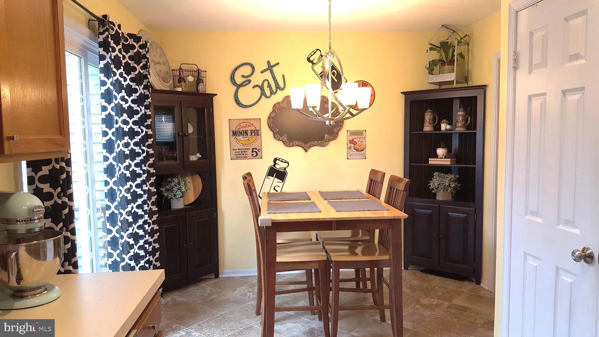 MONTCLAIR/COUNTRY CLUB - Residential