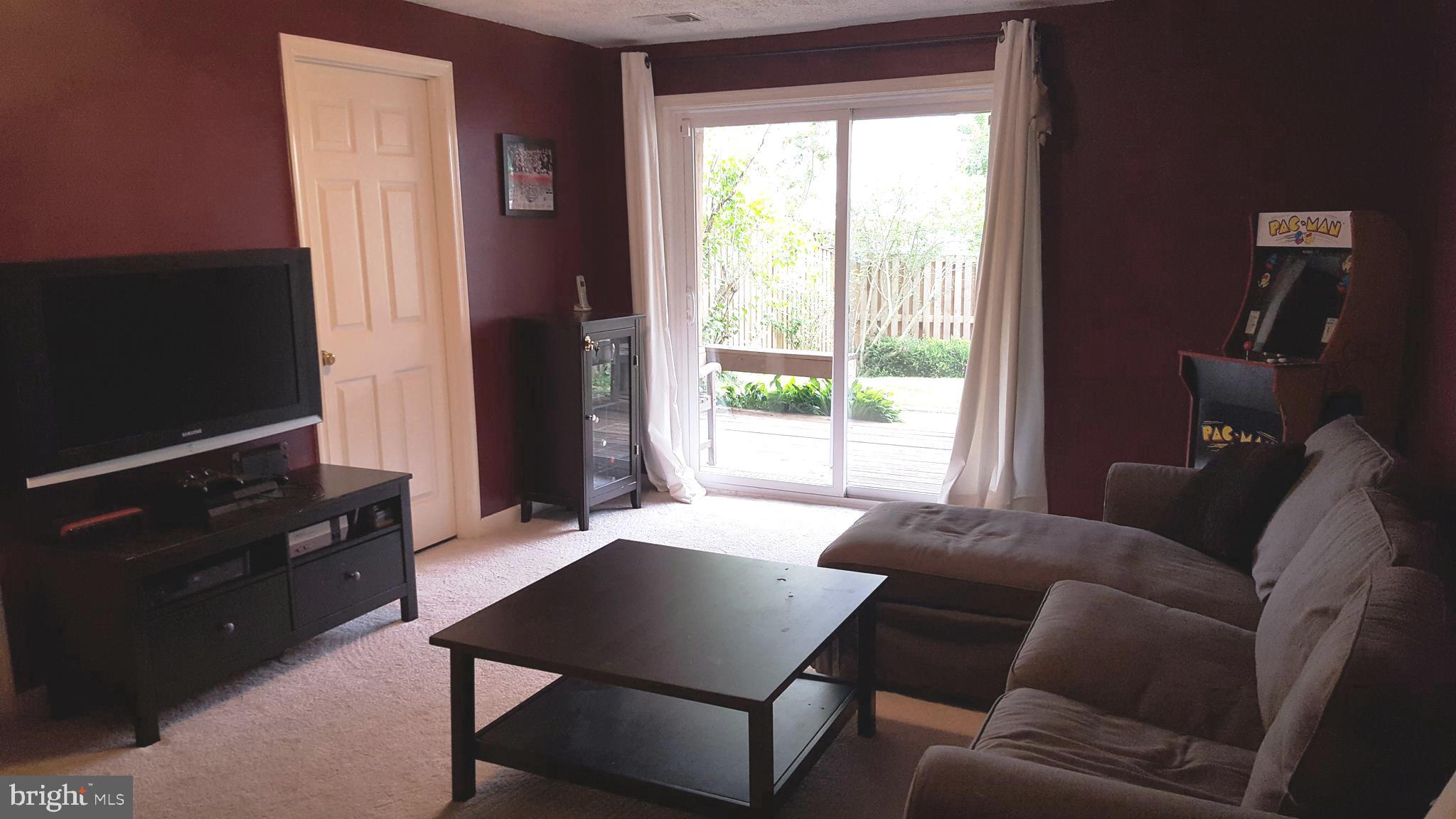 MONTCLAIR/COUNTRY CLUB - Residential