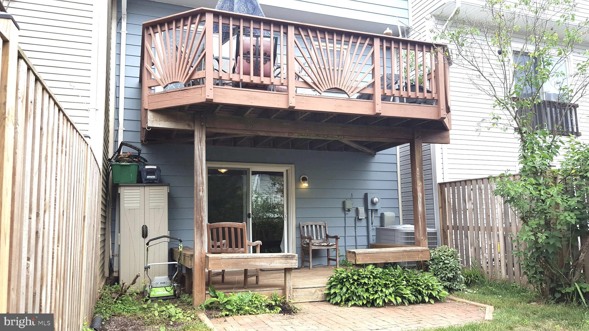 MONTCLAIR/COUNTRY CLUB - Residential