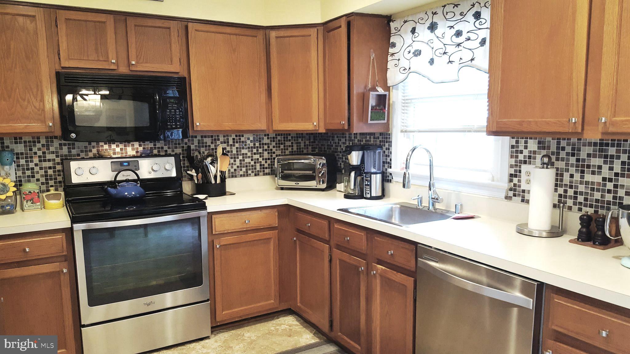 MONTCLAIR/COUNTRY CLUB - Residential