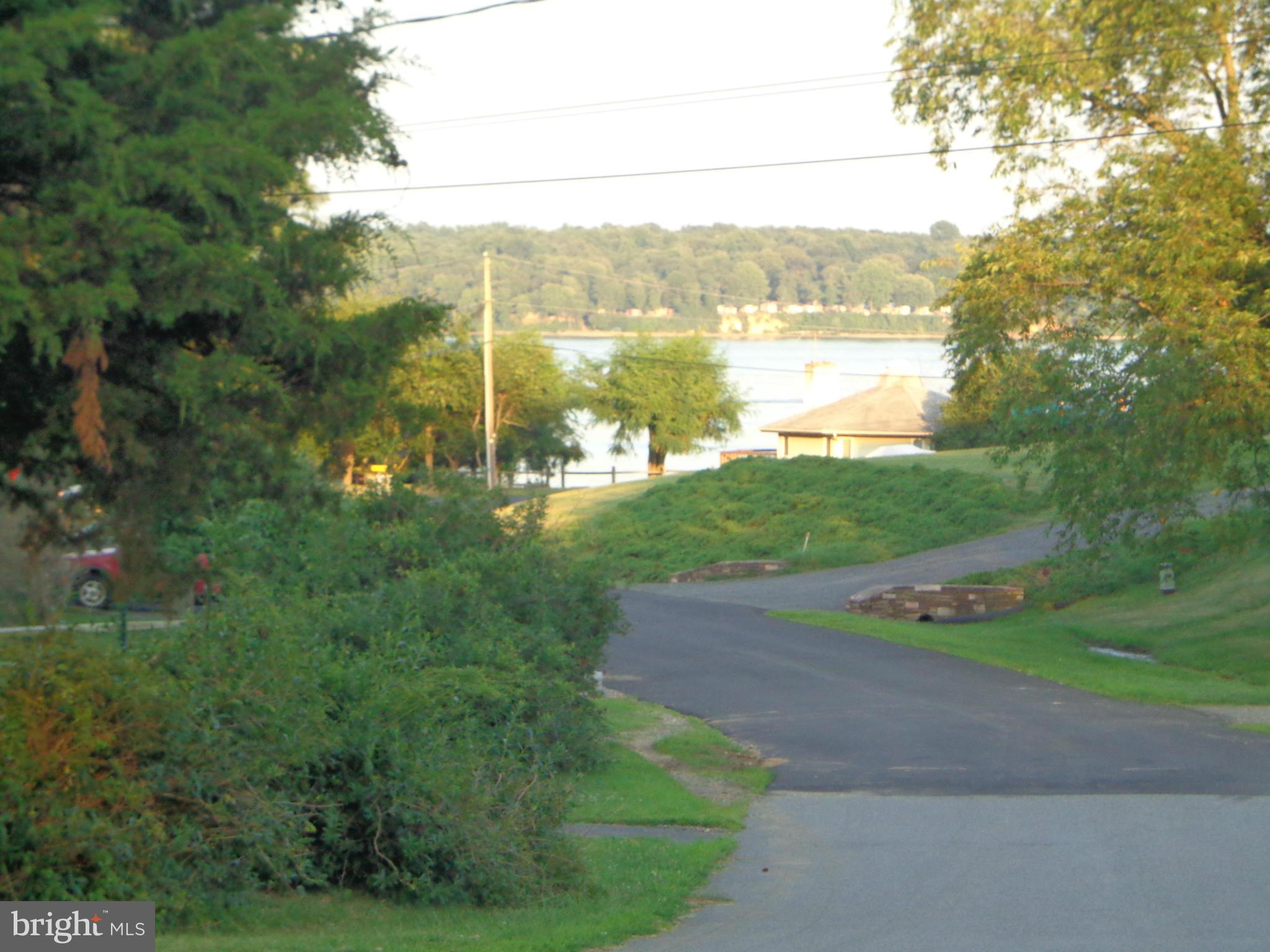 ROLLING HILLS (CHESAPEAKE ISLE) - Land