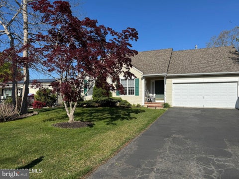 Homes For Sale - 160 Spinnaker Avenue<br/> MANAHAWKIN, NJ 08050