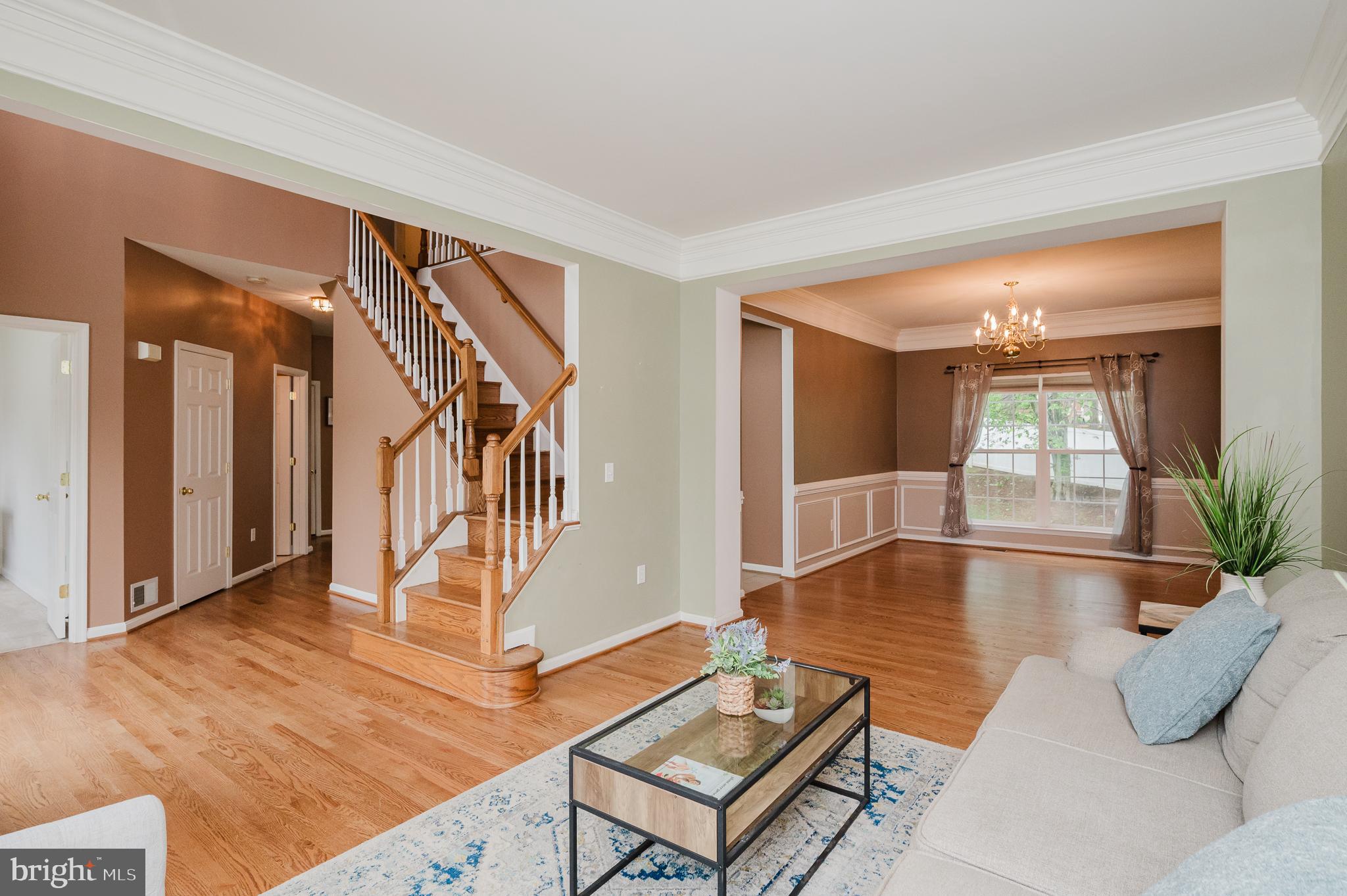 OVERVIEW MANOR - Residential