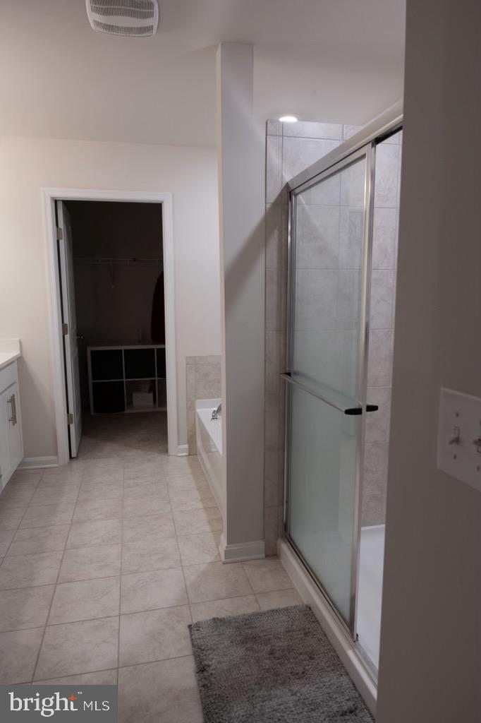 SOUTHGATE - Residential