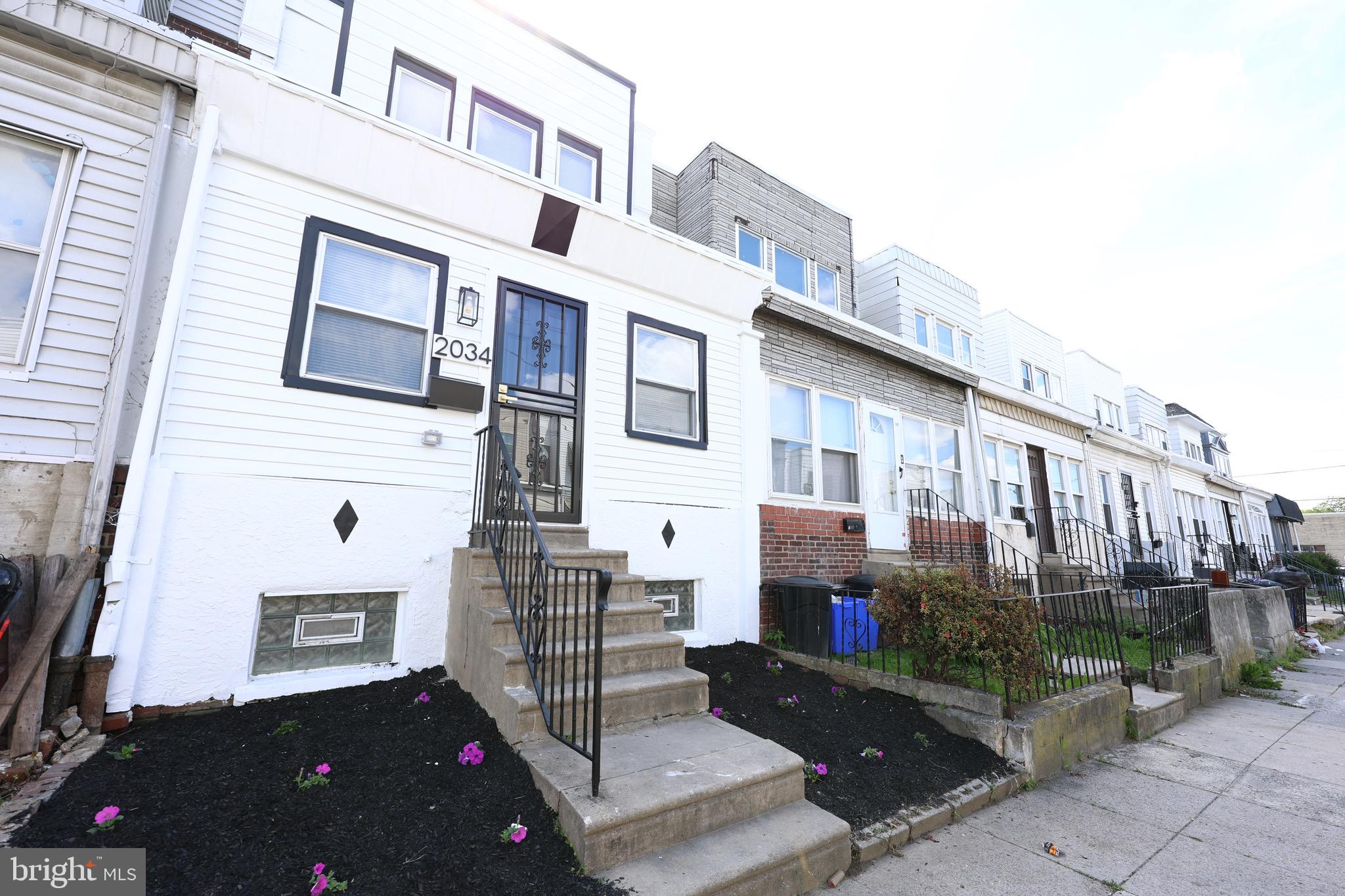 ELMWOOD PARK - Residential