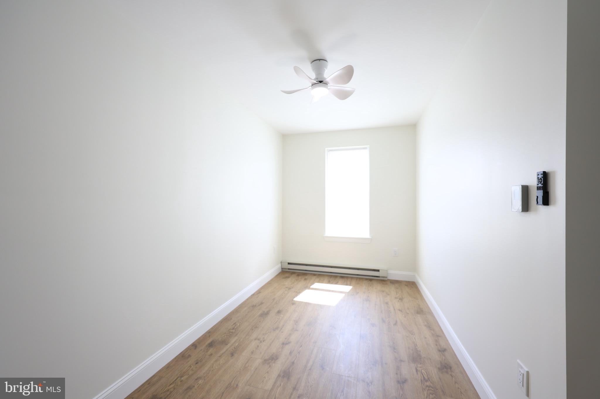 ELMWOOD PARK - Residential