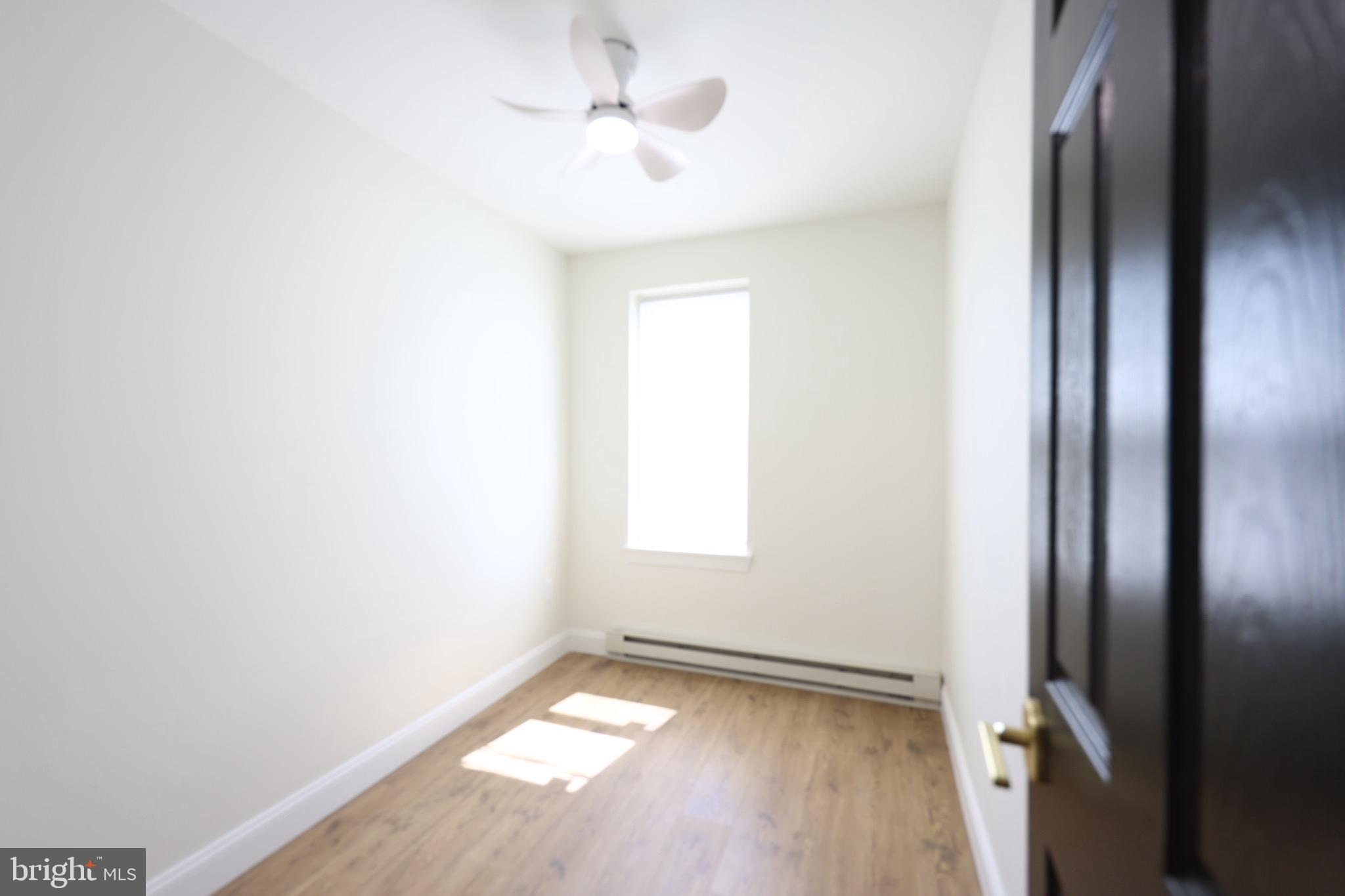 ELMWOOD PARK - Residential
