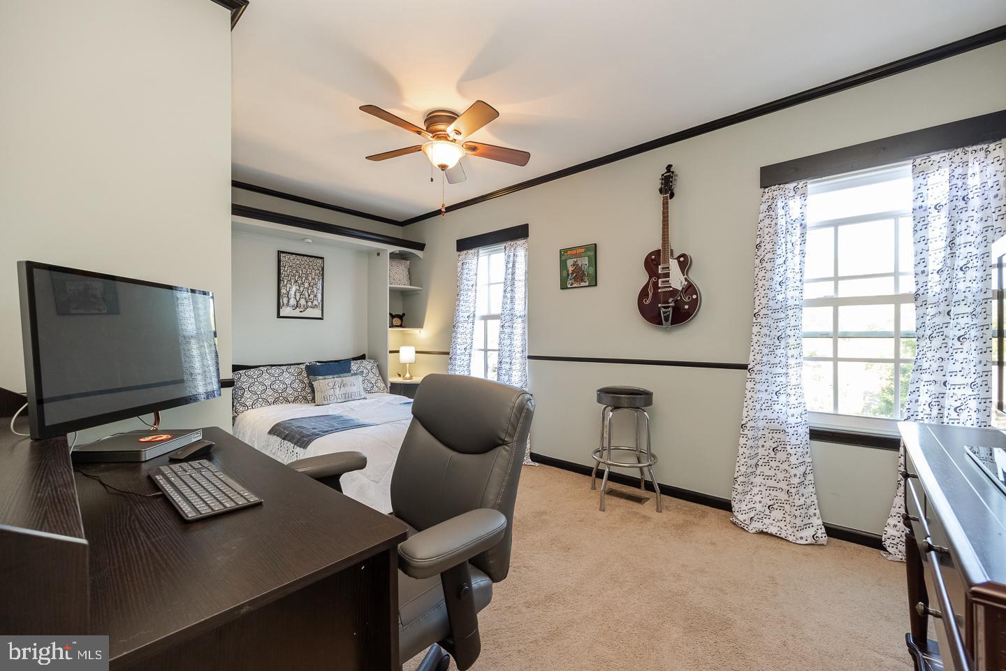 SUMMIT RIDGE - Residential