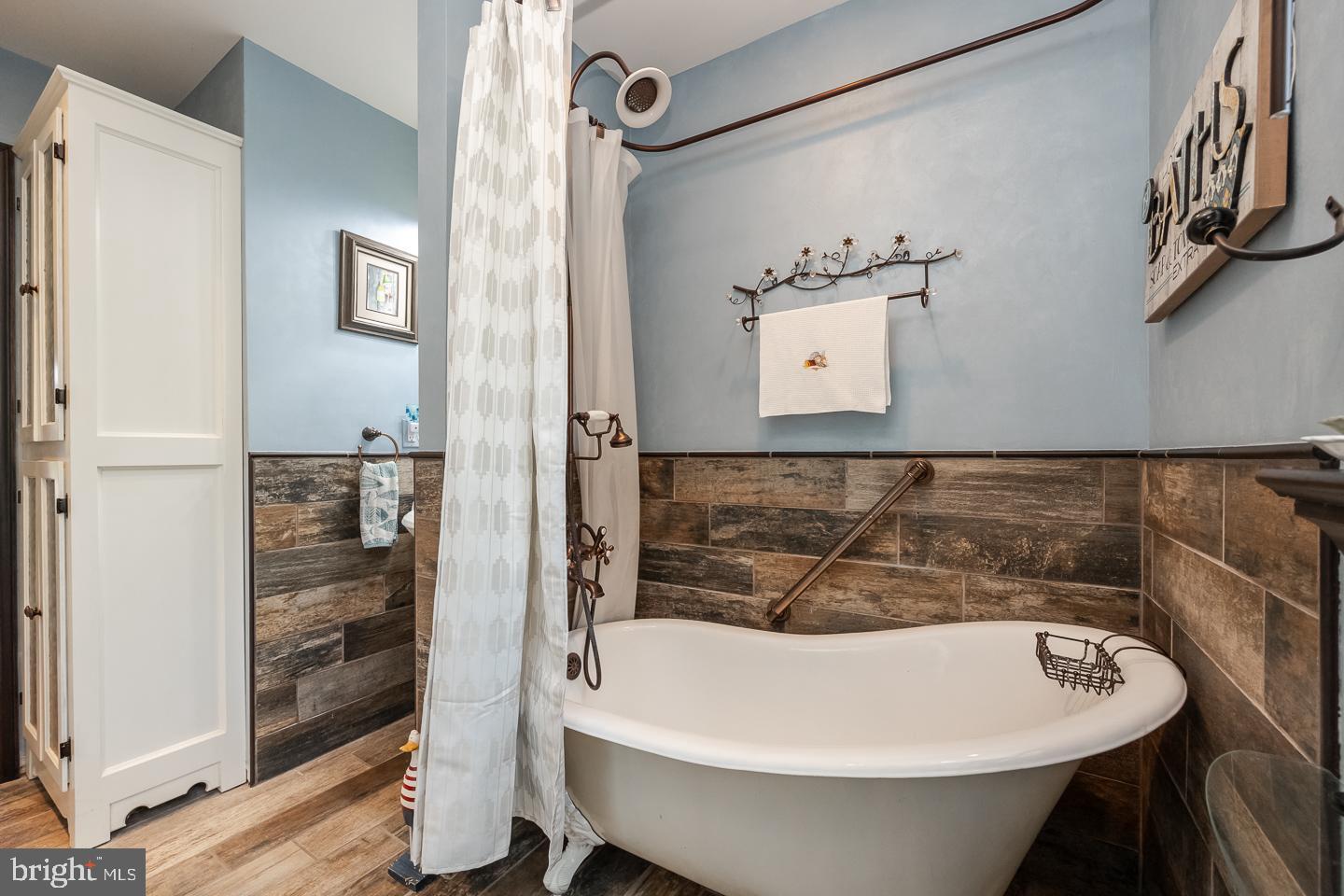 SUMMIT RIDGE - Residential