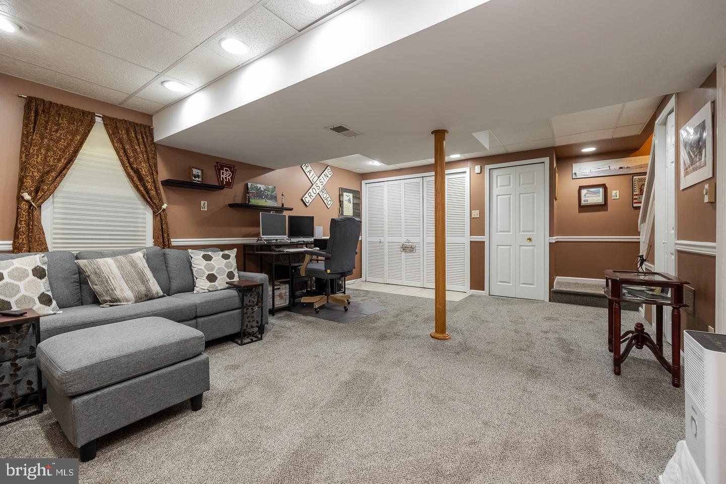 SUMMIT RIDGE - Residential