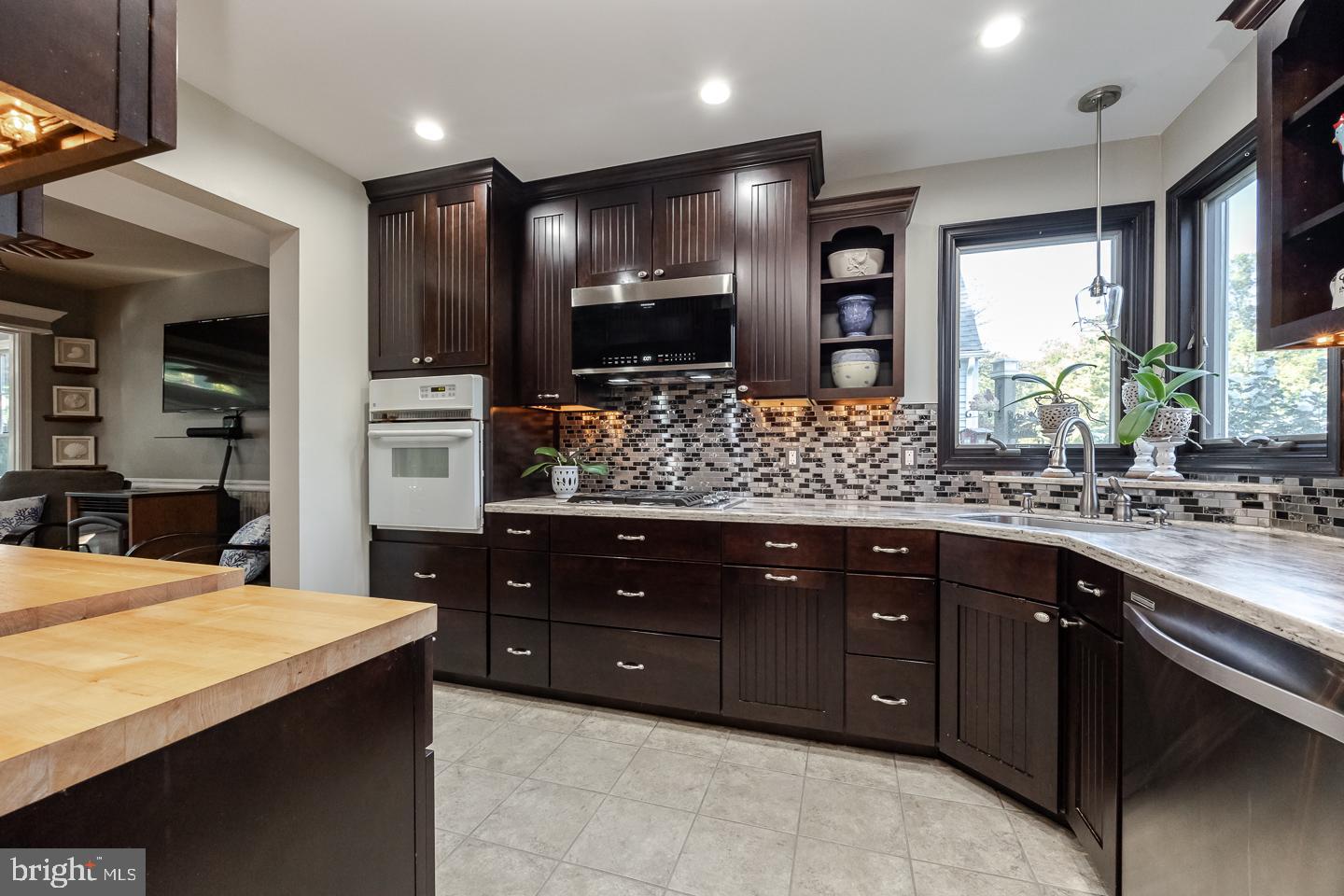 SUMMIT RIDGE - Residential