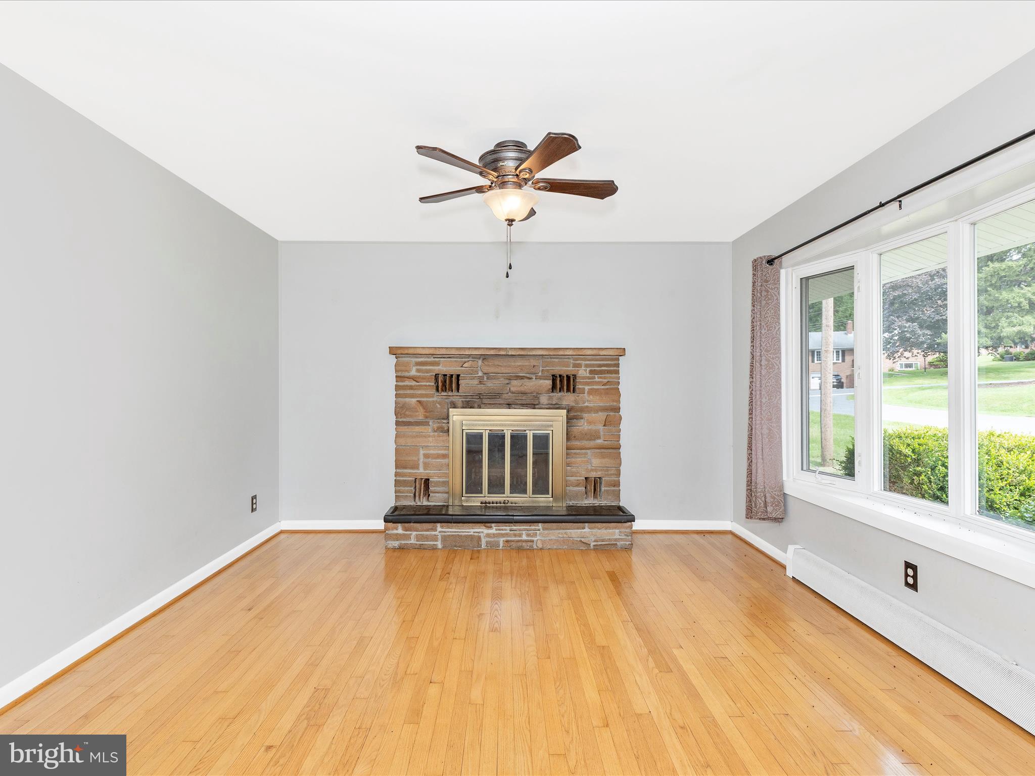 22128 PIKESIDE DRIVE