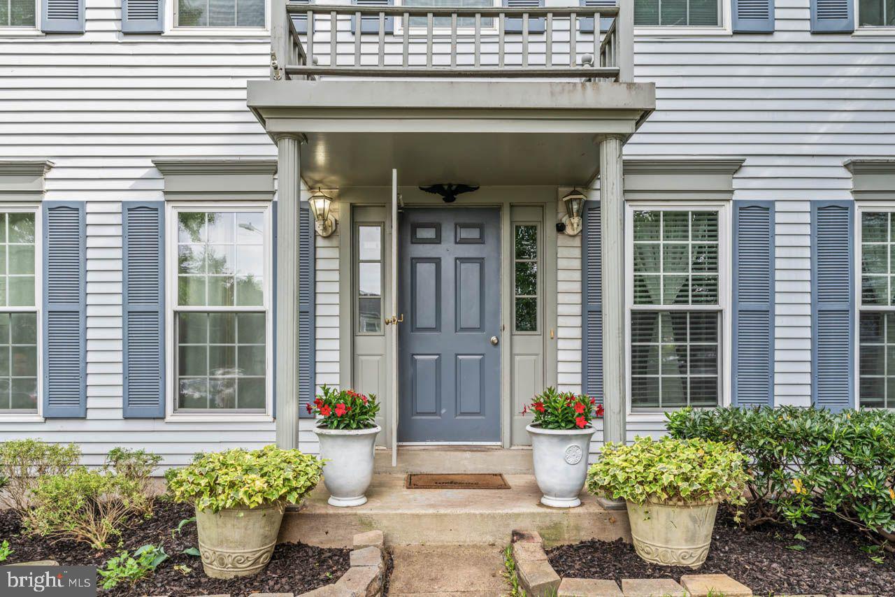 10103 WIMBLEDON COURT