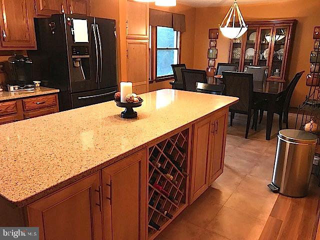 LAUREL HILLS - Residential