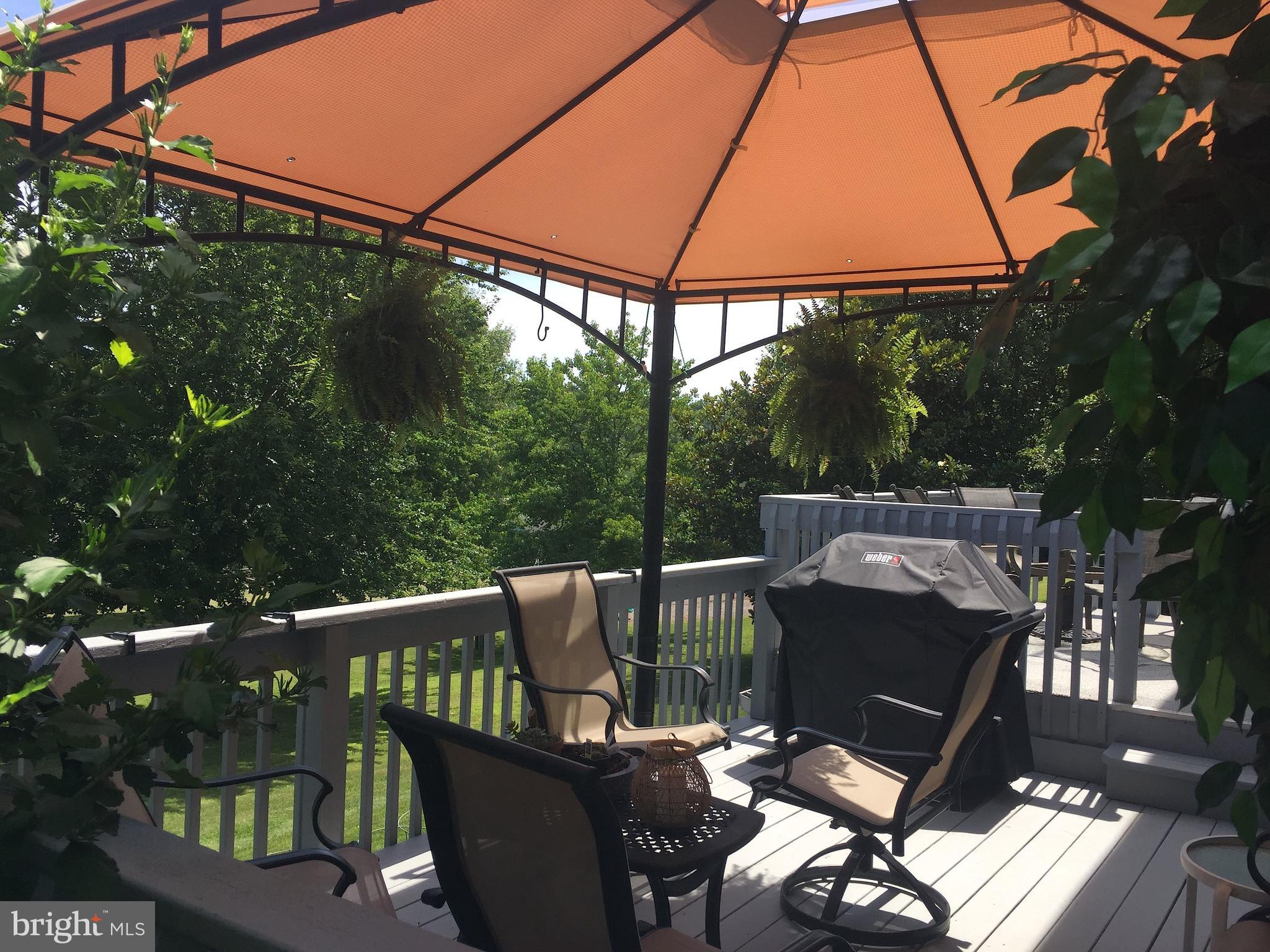 LAUREL HILLS - Residential
