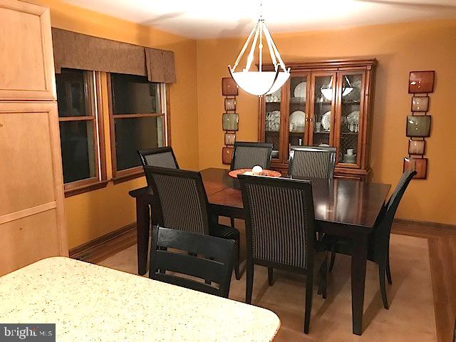 LAUREL HILLS - Residential