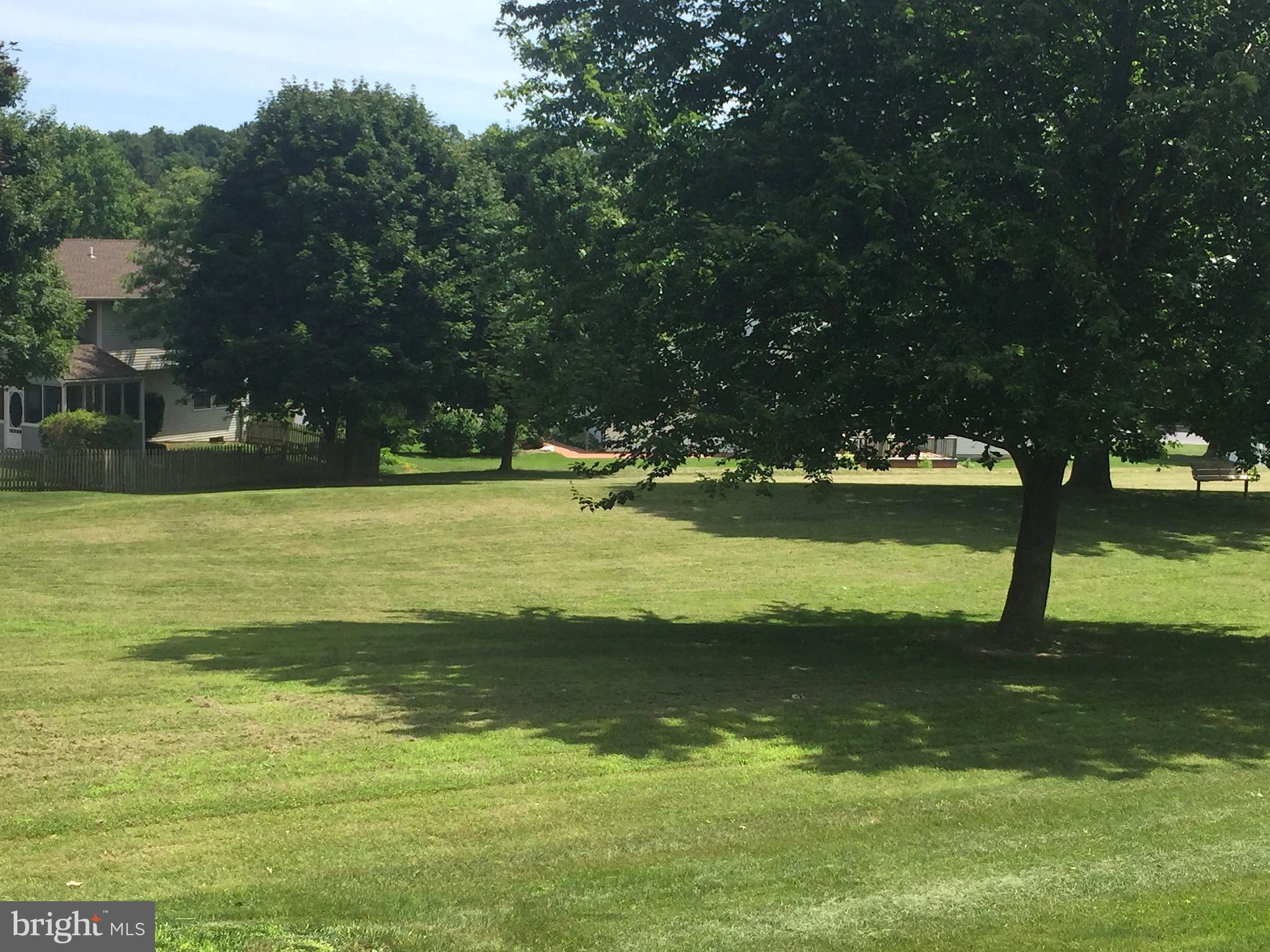 LAUREL HILLS - Residential