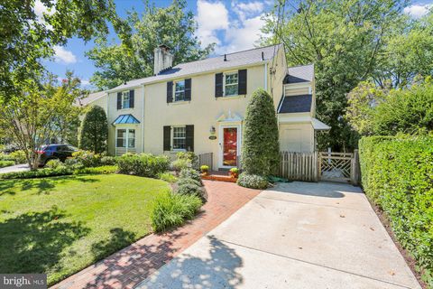 Photo of 8612 Garfield Street, Bethesda, MD 20817 (MLS # MDMC2145932)