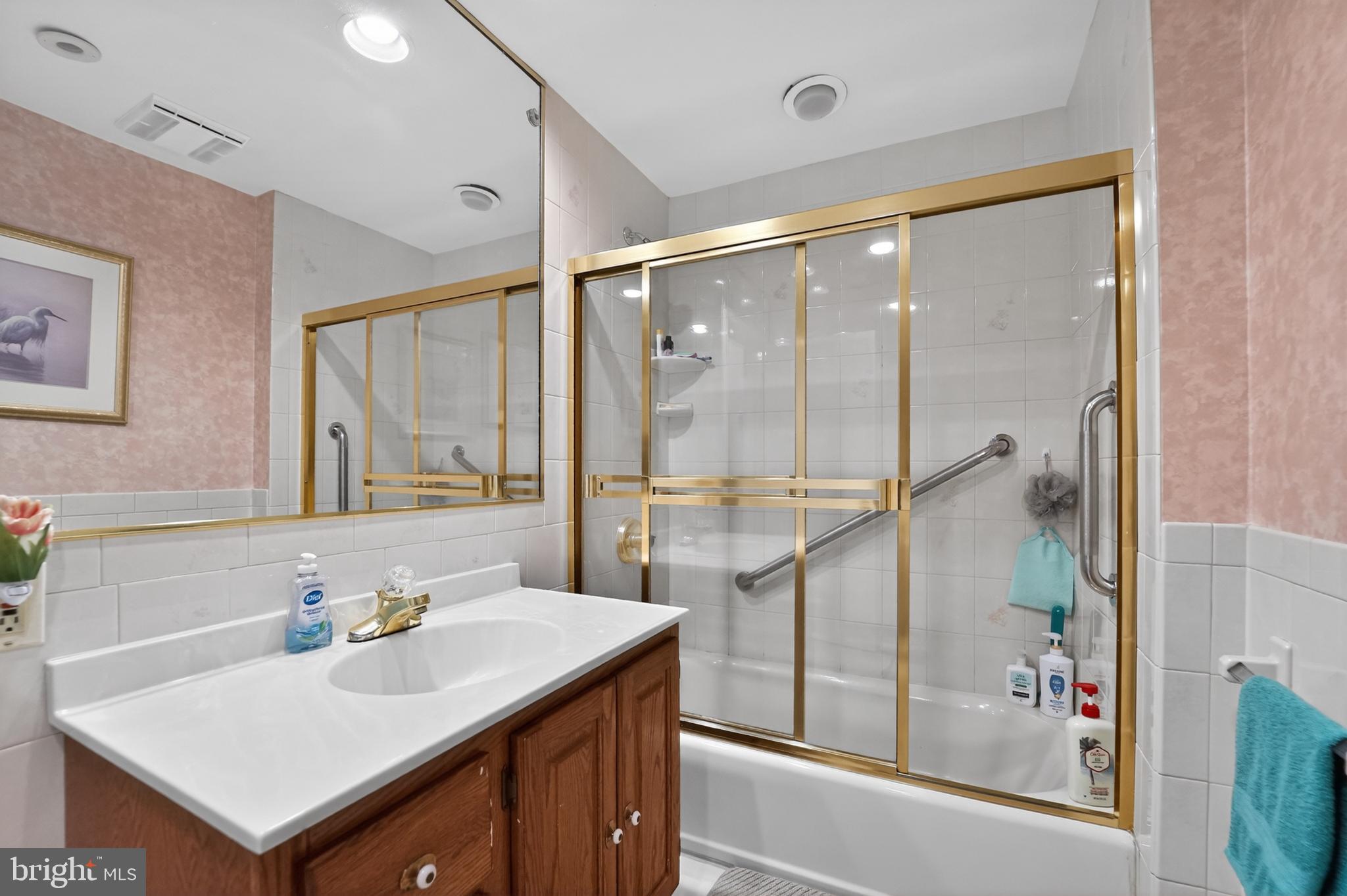 OAK FOREST - Residential