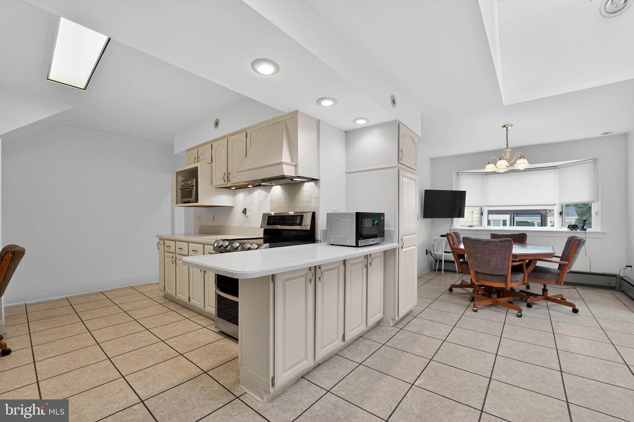 OAK FOREST - Residential