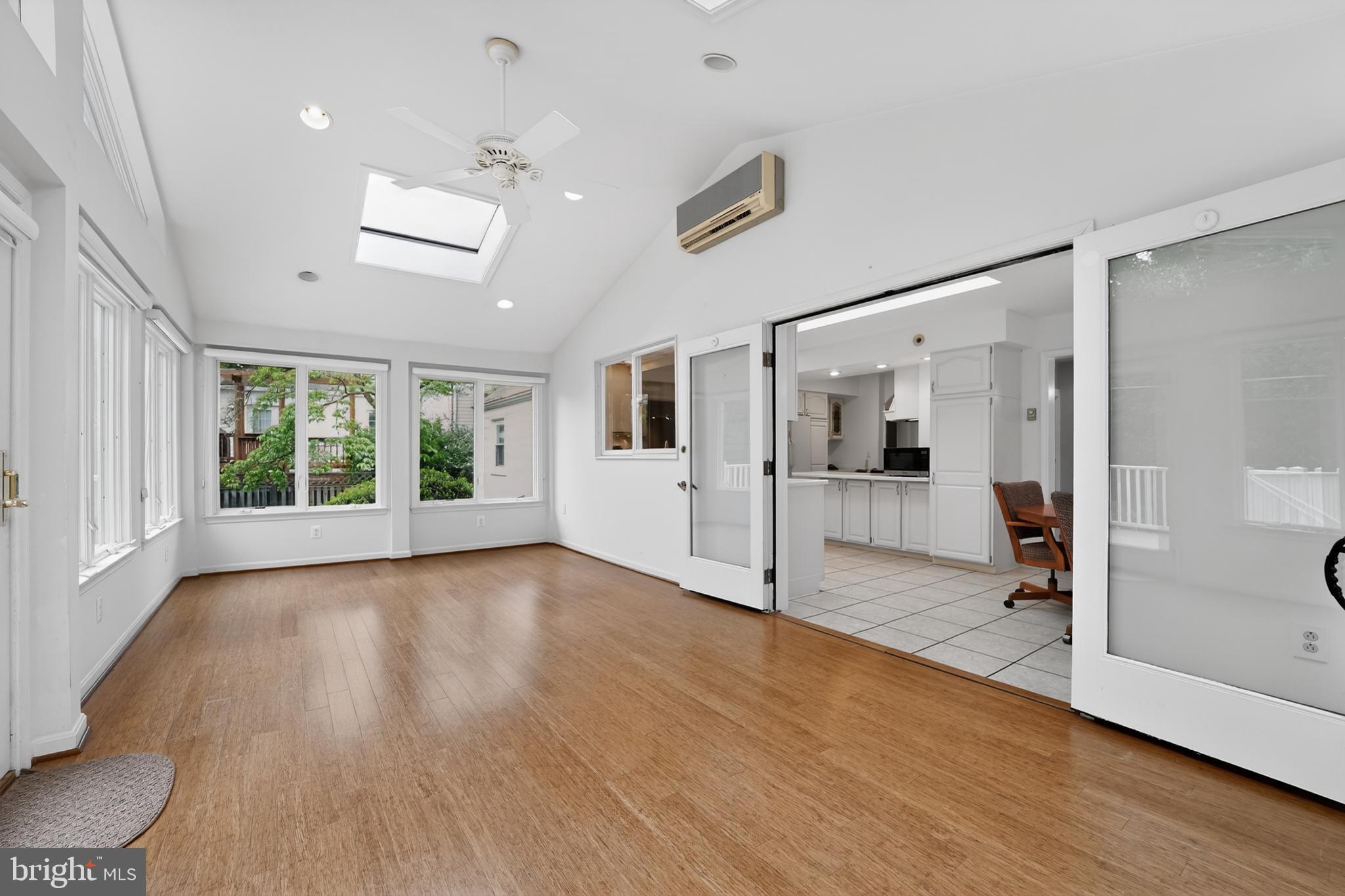 OAK FOREST - Residential