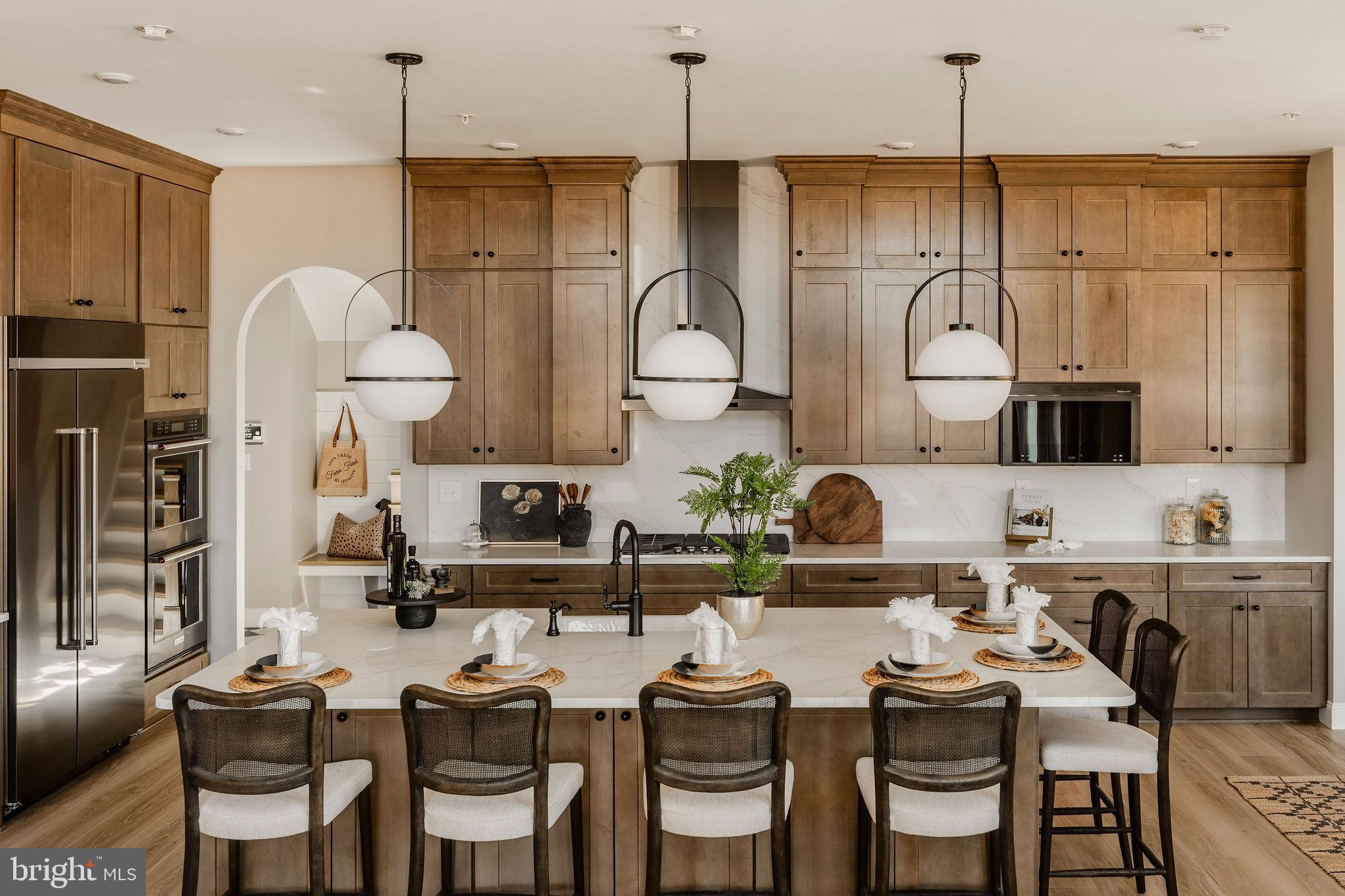 LEXINGTON POINTE - Residential