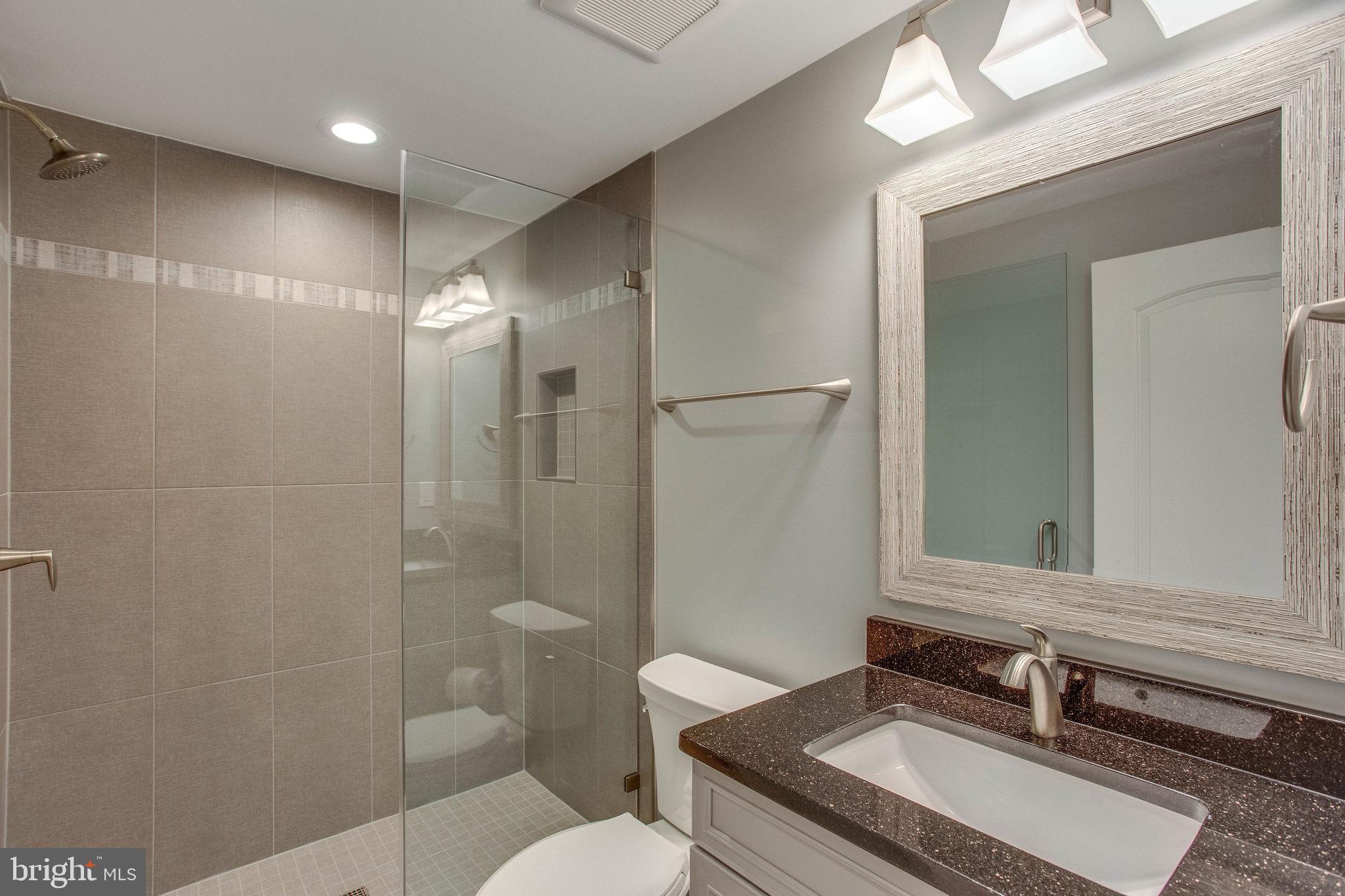 SEVEN HILLS - Residential