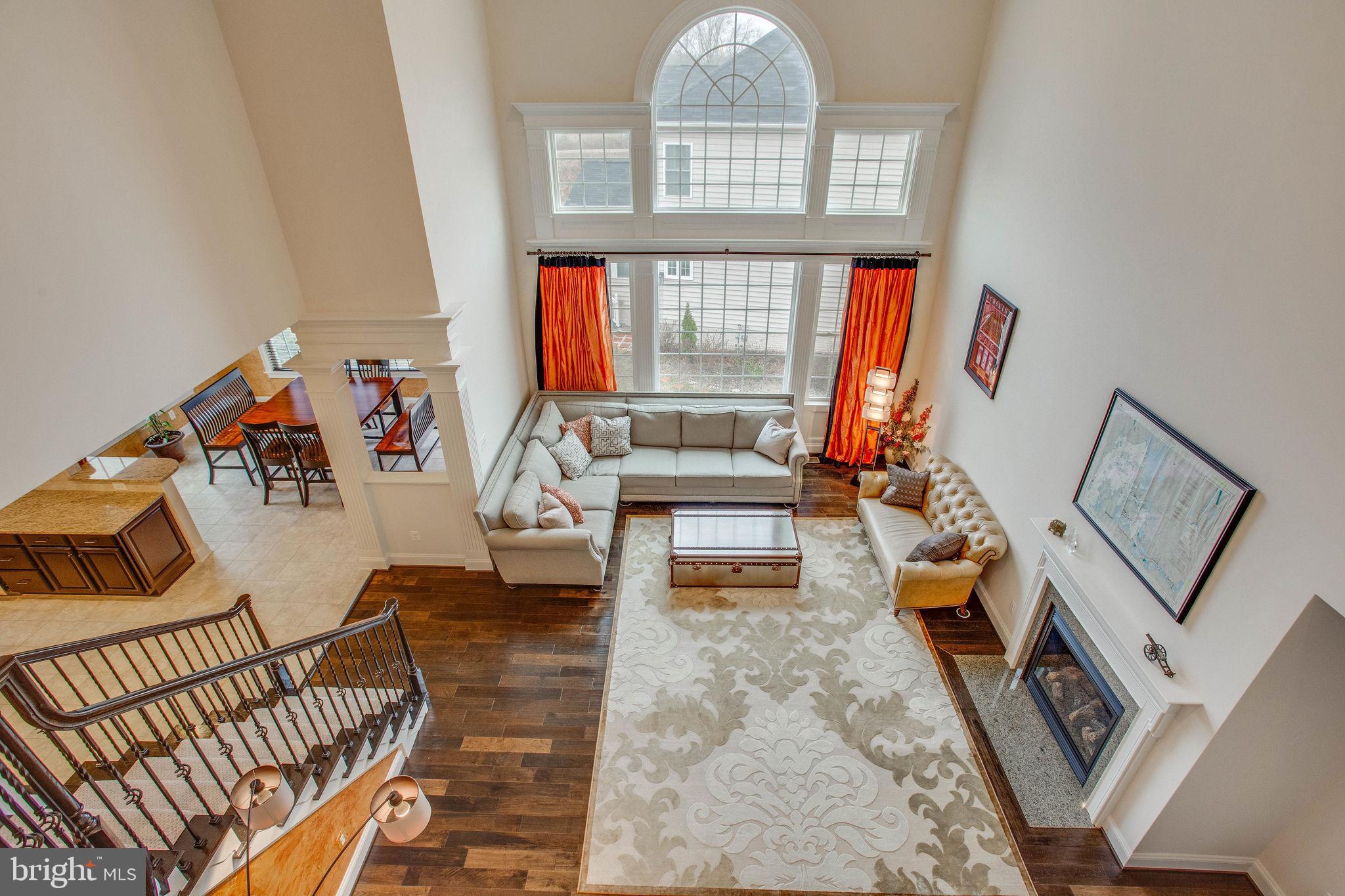 SEVEN HILLS - Residential