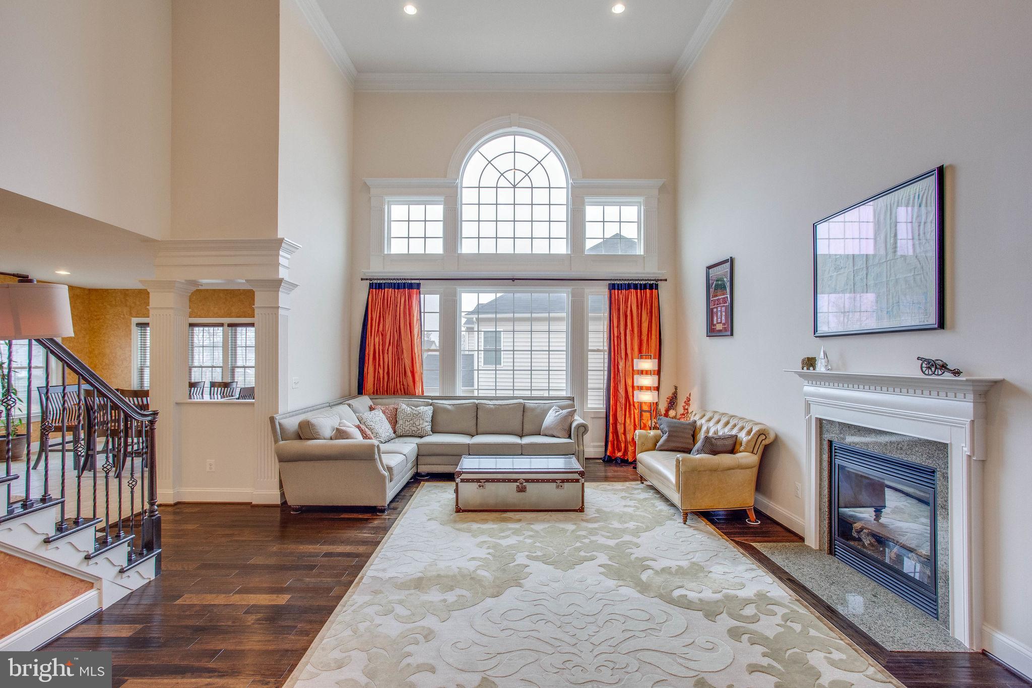 SEVEN HILLS - Residential