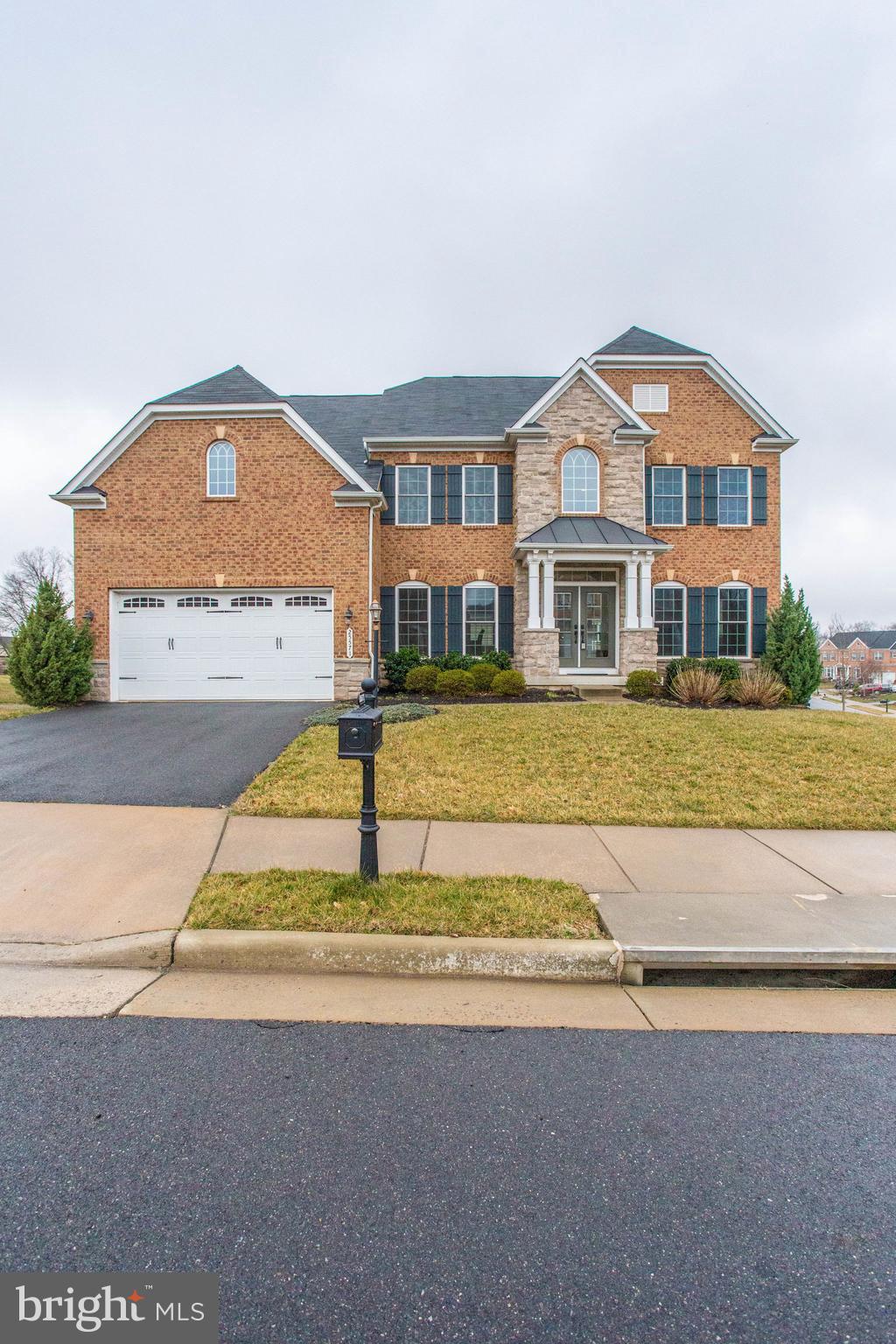 SEVEN HILLS - Residential