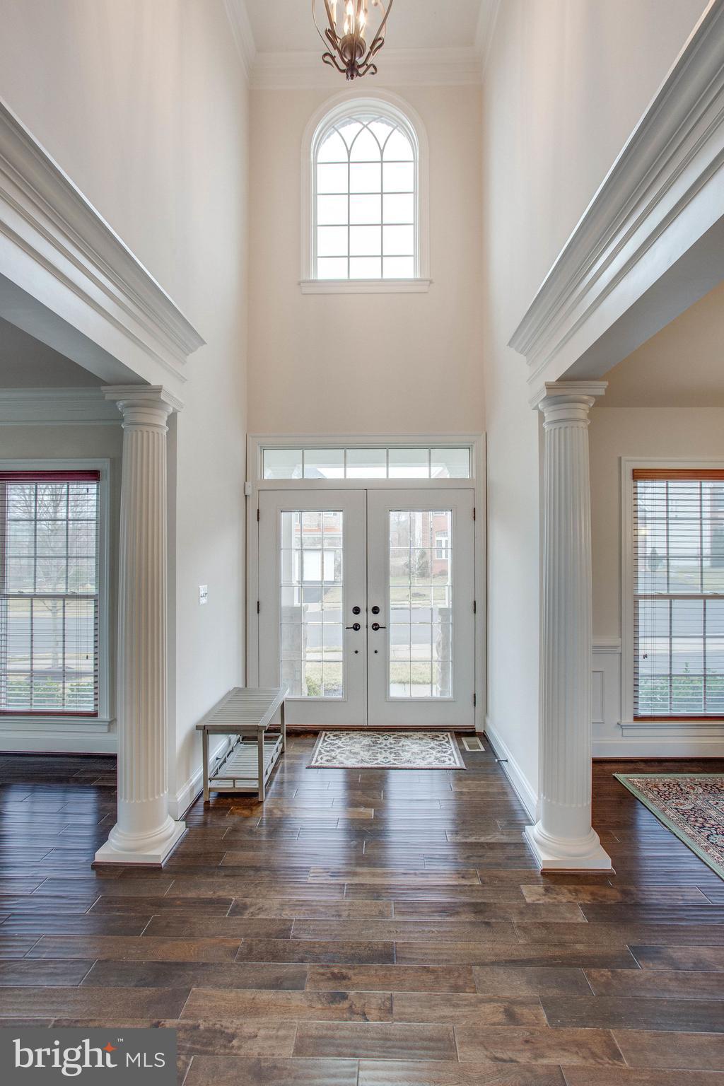 SEVEN HILLS - Residential