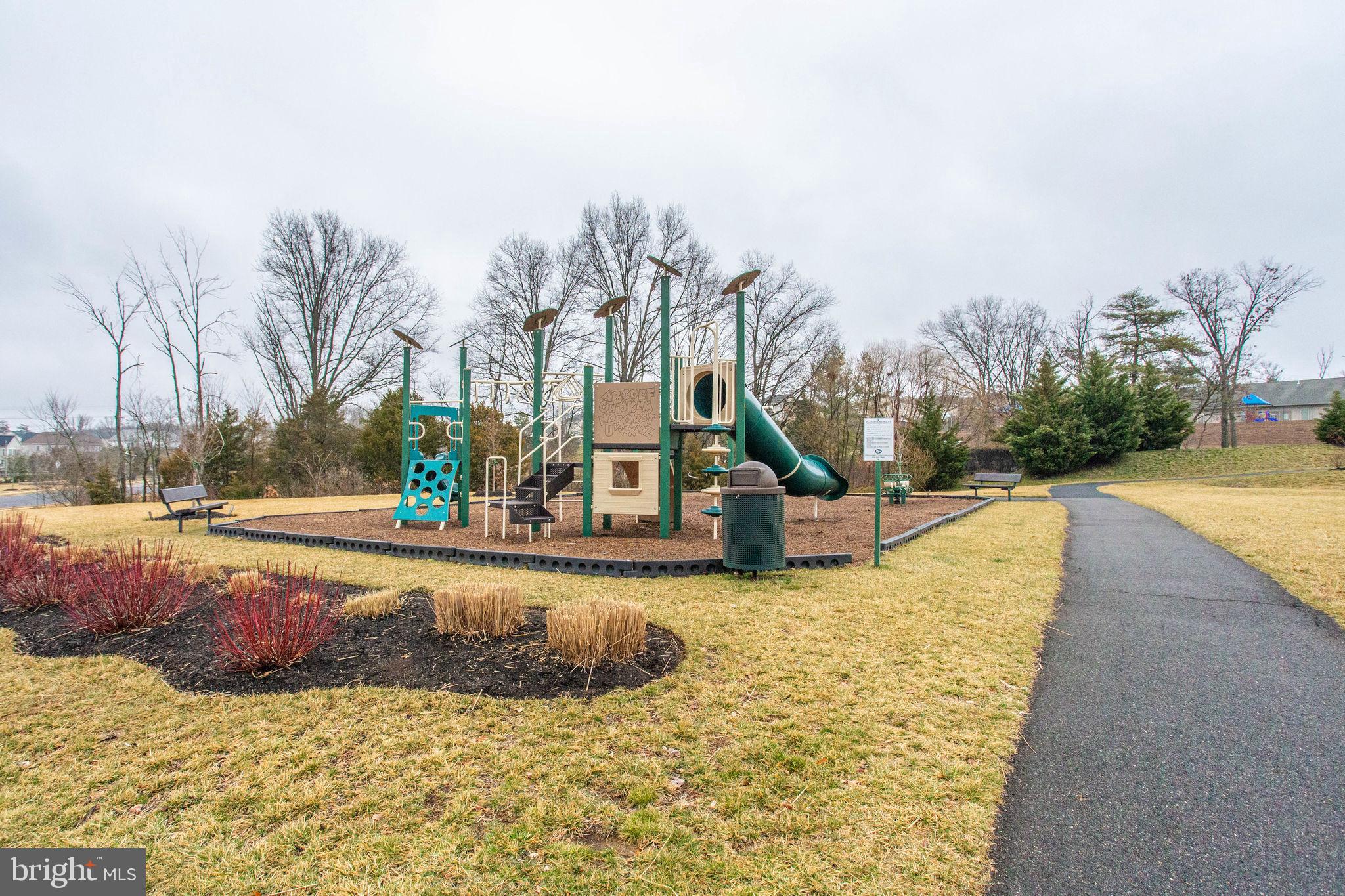 SEVEN HILLS - Residential