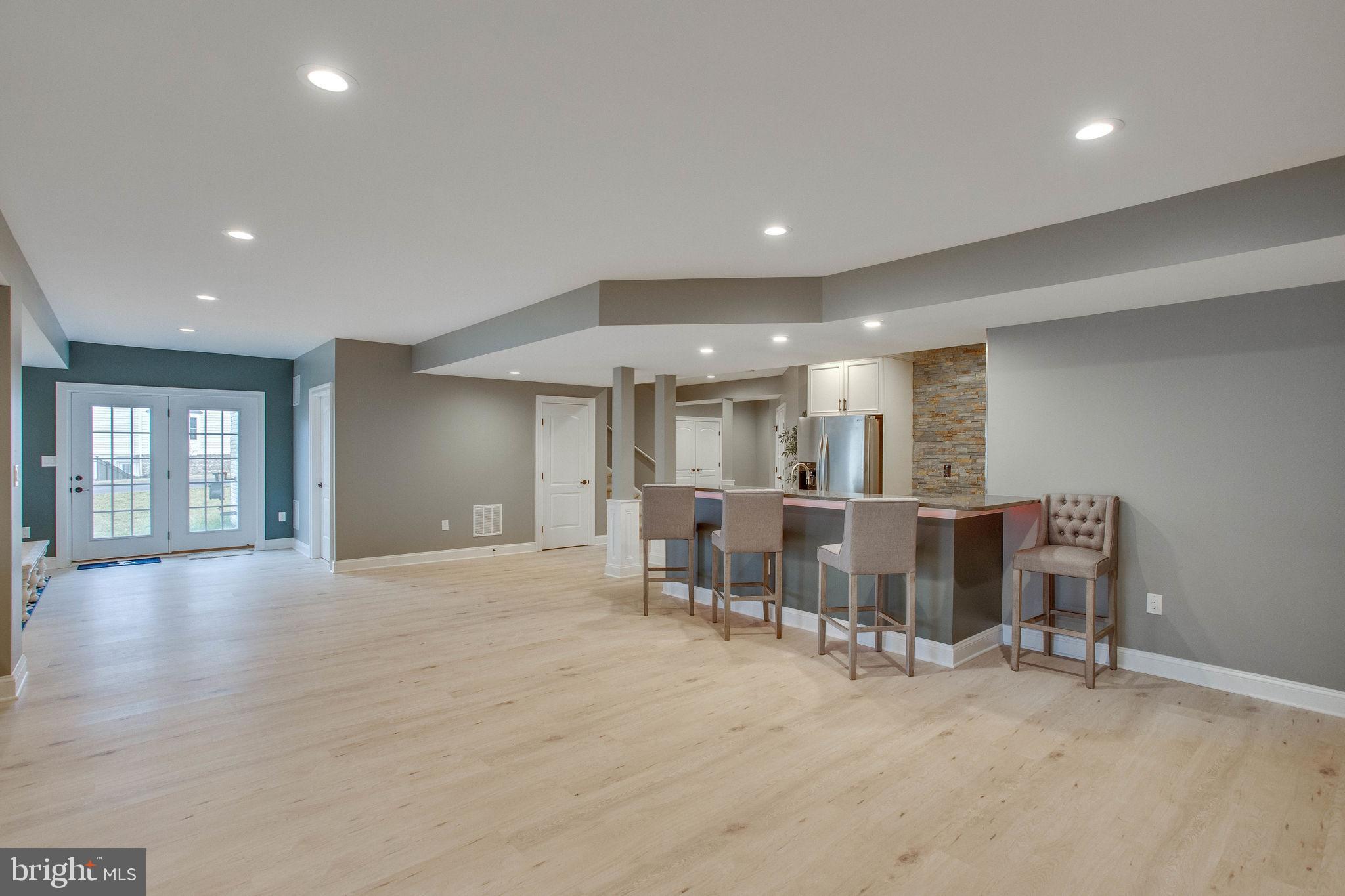 SEVEN HILLS - Residential